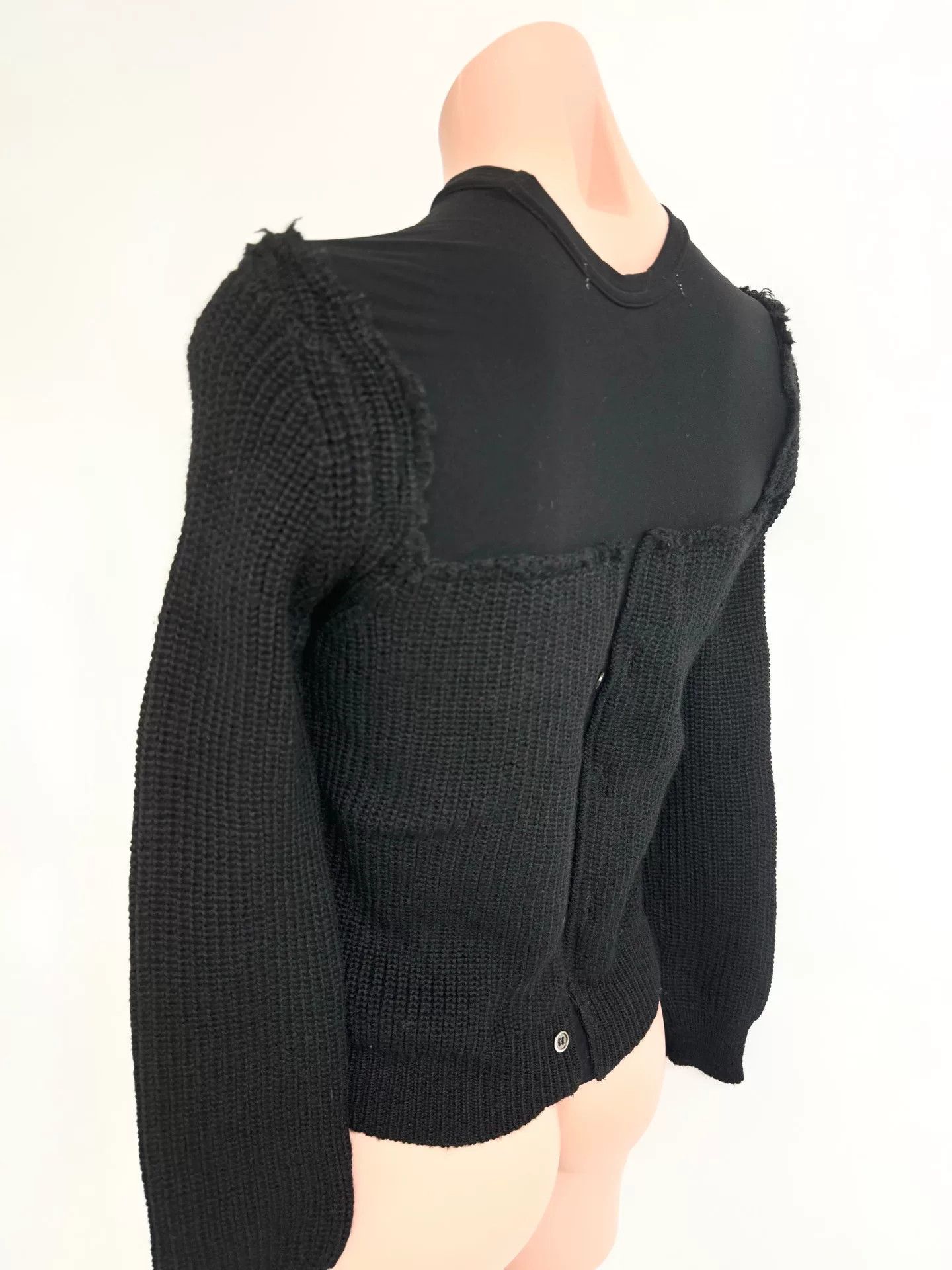 Comme des Garcons Comme des Garçons Knit Top with Button Detail Size S / US 4 / IT 40 - 4 Thumbnail