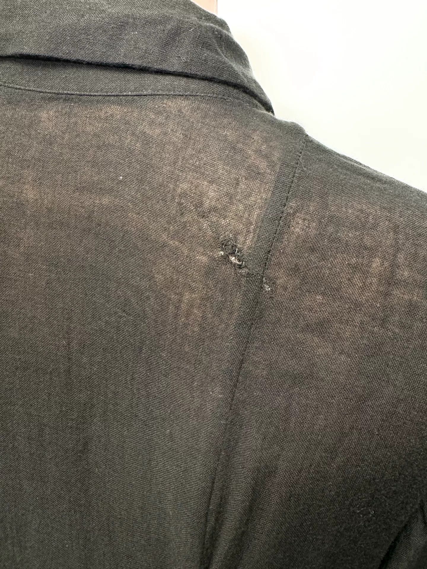 Yohji Yamamoto Yohji Yamamoto Ripped Tie Shirt Size US S / EU 44-46 / 1 - 6 Thumbnail