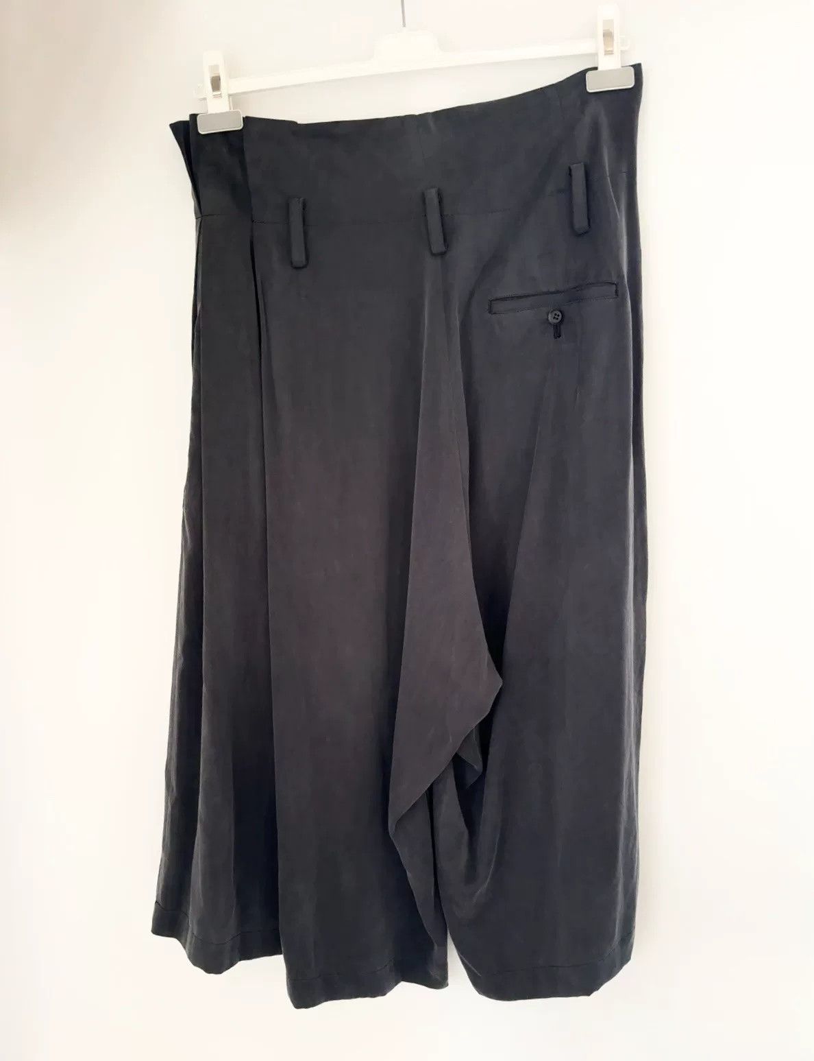 Yohji Yamamoto Yohji Yamamoto Silk Wide-Leg Trousers Size 26" / US 2 / IT 38 - 2 Thumbnail