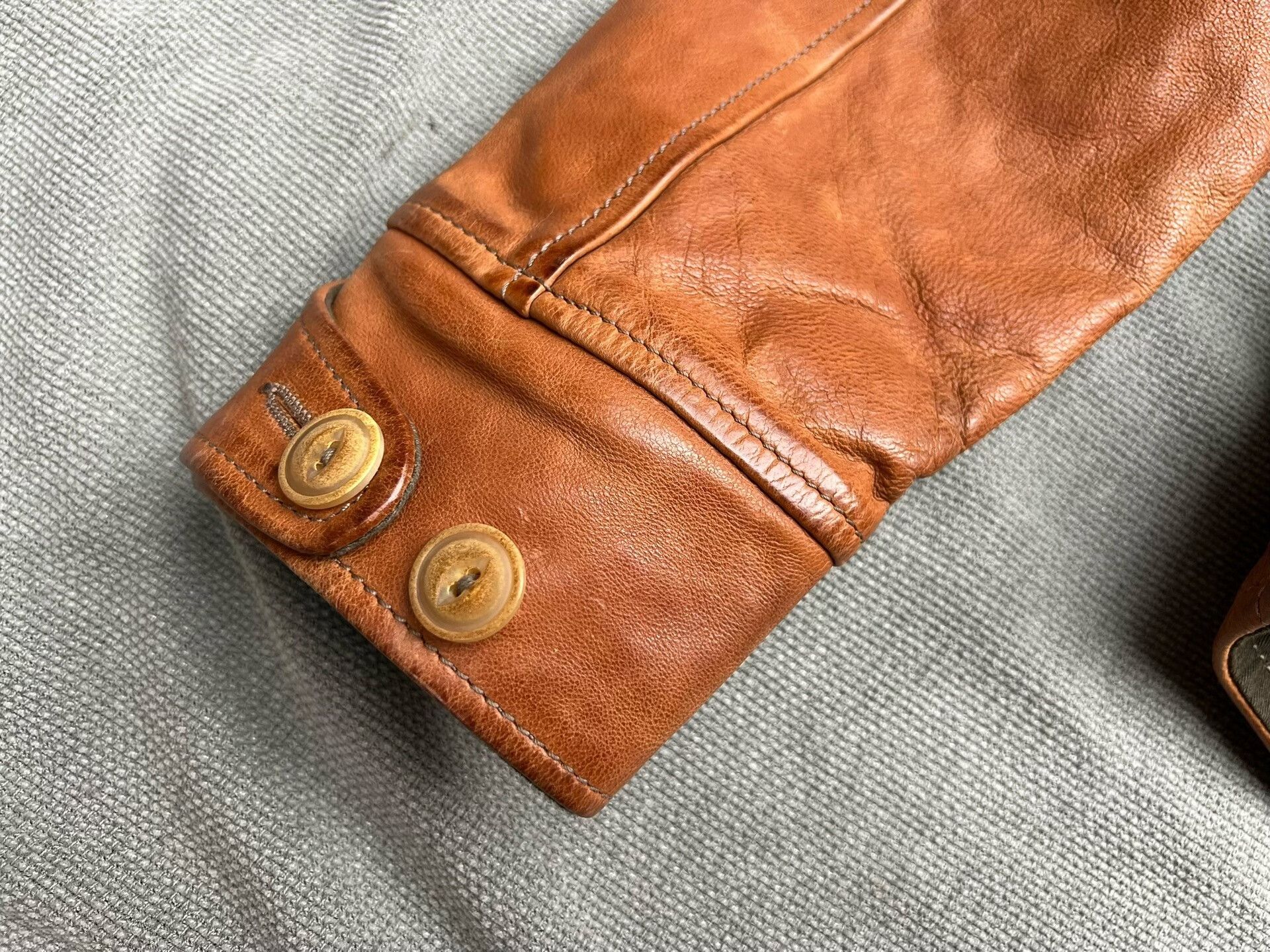 Thedi Vintage Brown Buffalo Leather Jacket Size US S / EU 44-46 / 1 - 6 Thumbnail