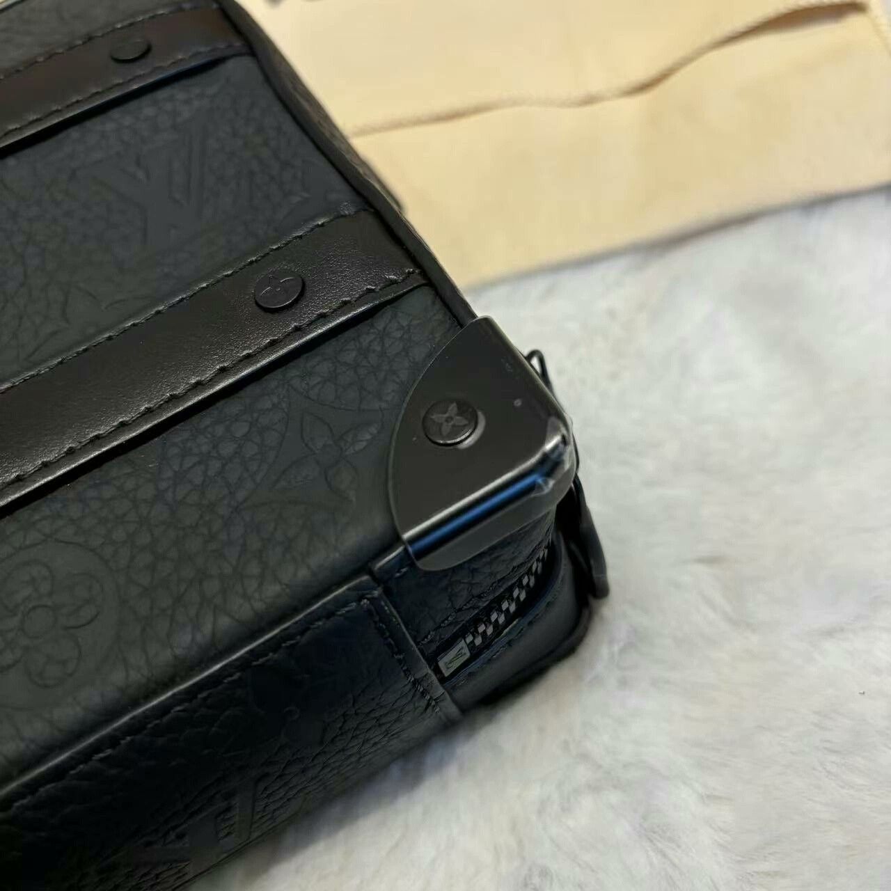 Louis Vuitton LV Black Soft Trunk Bag with Adjustable Strap Size ONE SIZE - 7 Thumbnail