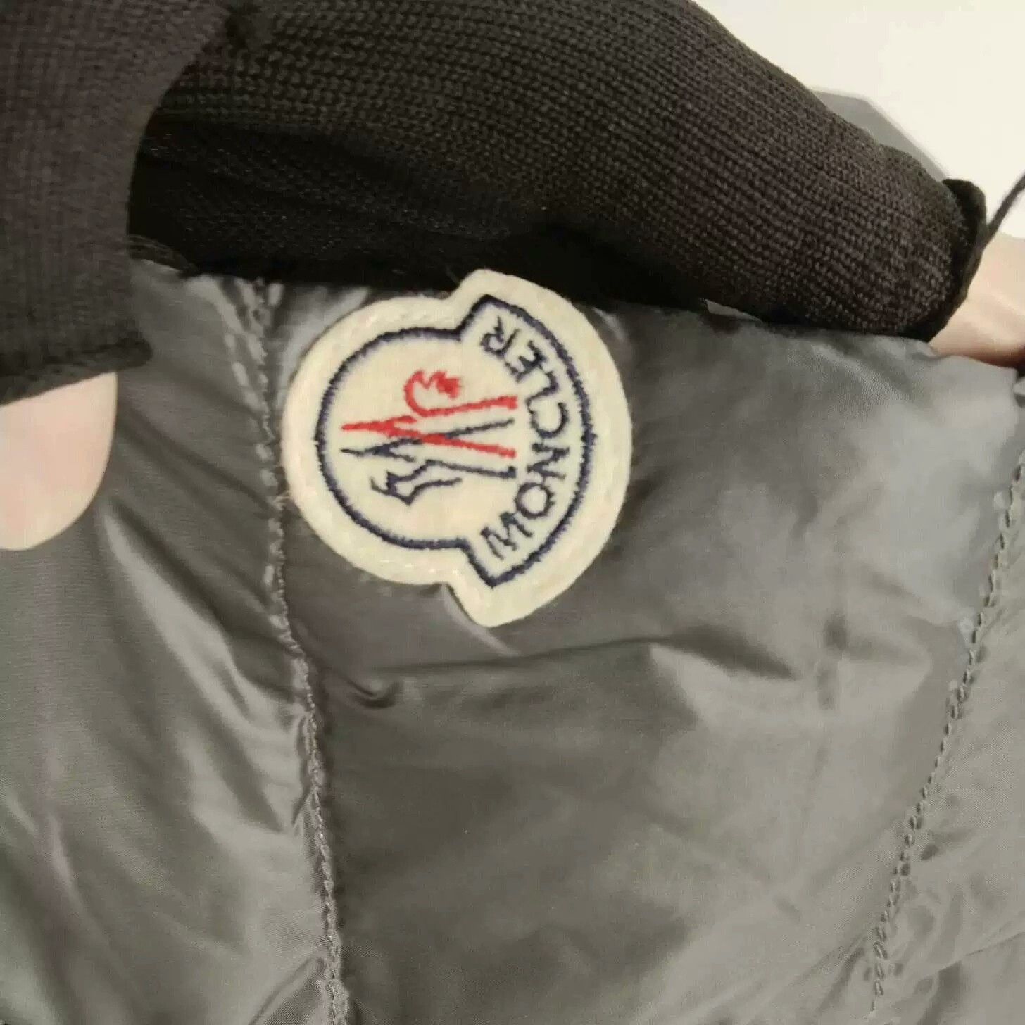 Moncler Moncler Gray Down Jacket Size 0 Size US XS / EU 42 / 0 - 8 Thumbnail