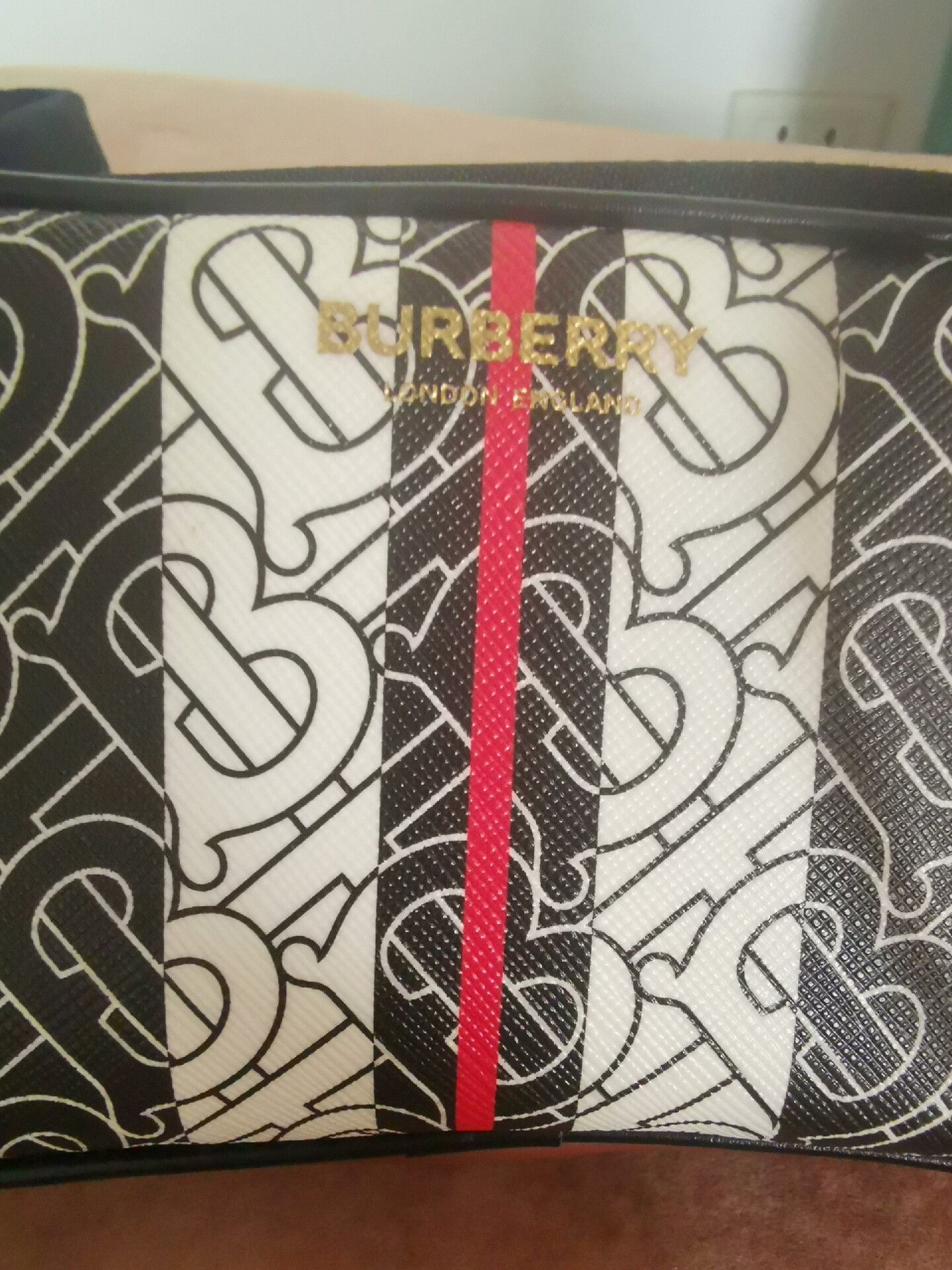 Burberry Burberry Small Camera Crossbody Bag Size ONE SIZE - 5 Thumbnail