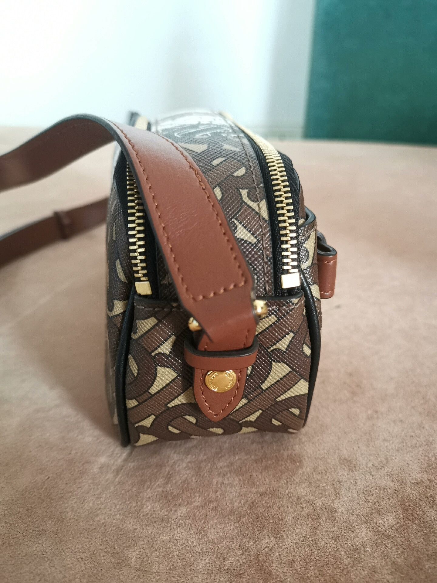 Burberry Burberry Small Camera Crossbody Bag Size ONE SIZE - 2 Thumbnail