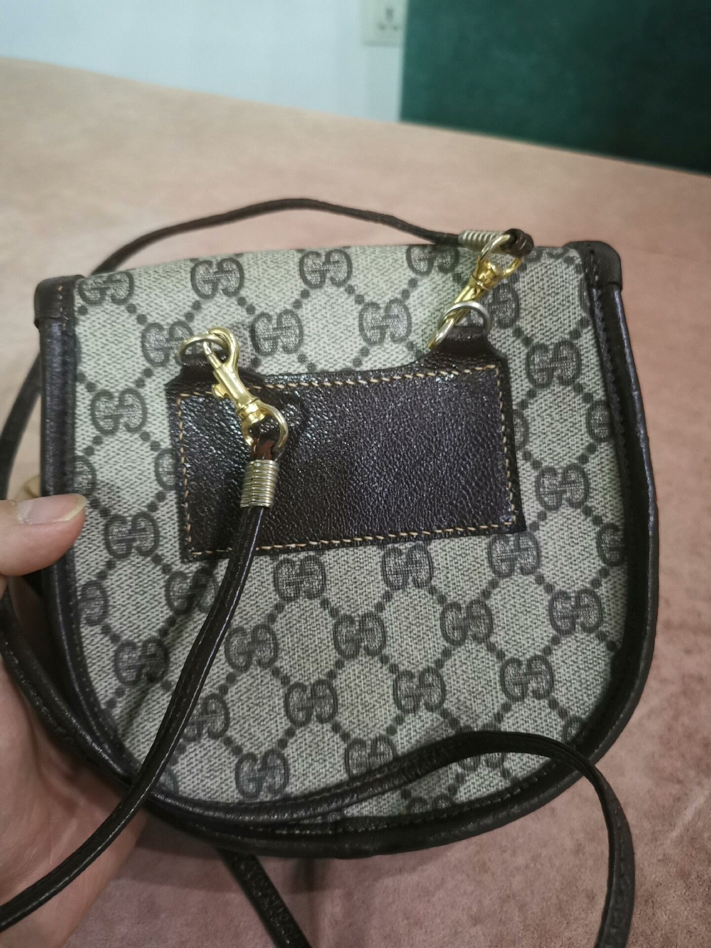 Gucci Vintage Gucci Mini Crossbody Phone Bag Size ONE SIZE - 2 Thumbnail