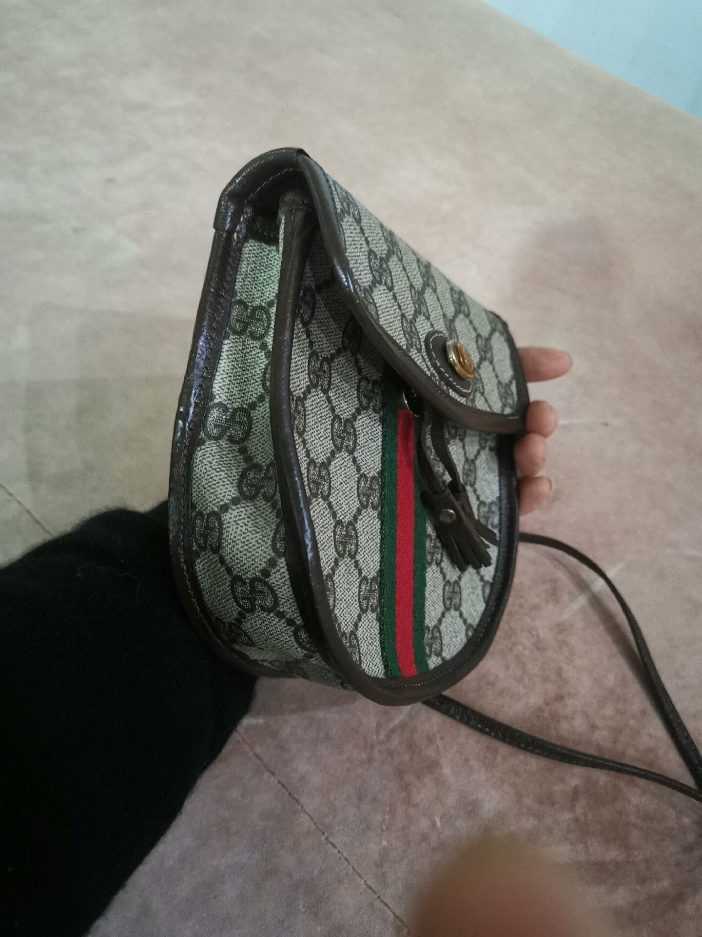 Gucci Vintage Gucci Mini Crossbody Phone Bag Size ONE SIZE - 3 Thumbnail