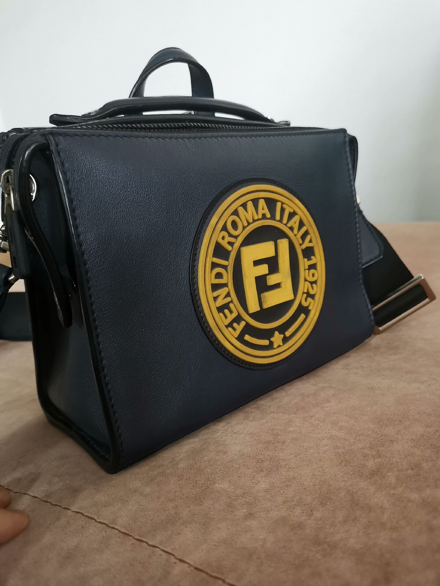 Fendi Fendi Blue and Yellow Messenger Bag Size ONE SIZE - 2 Thumbnail