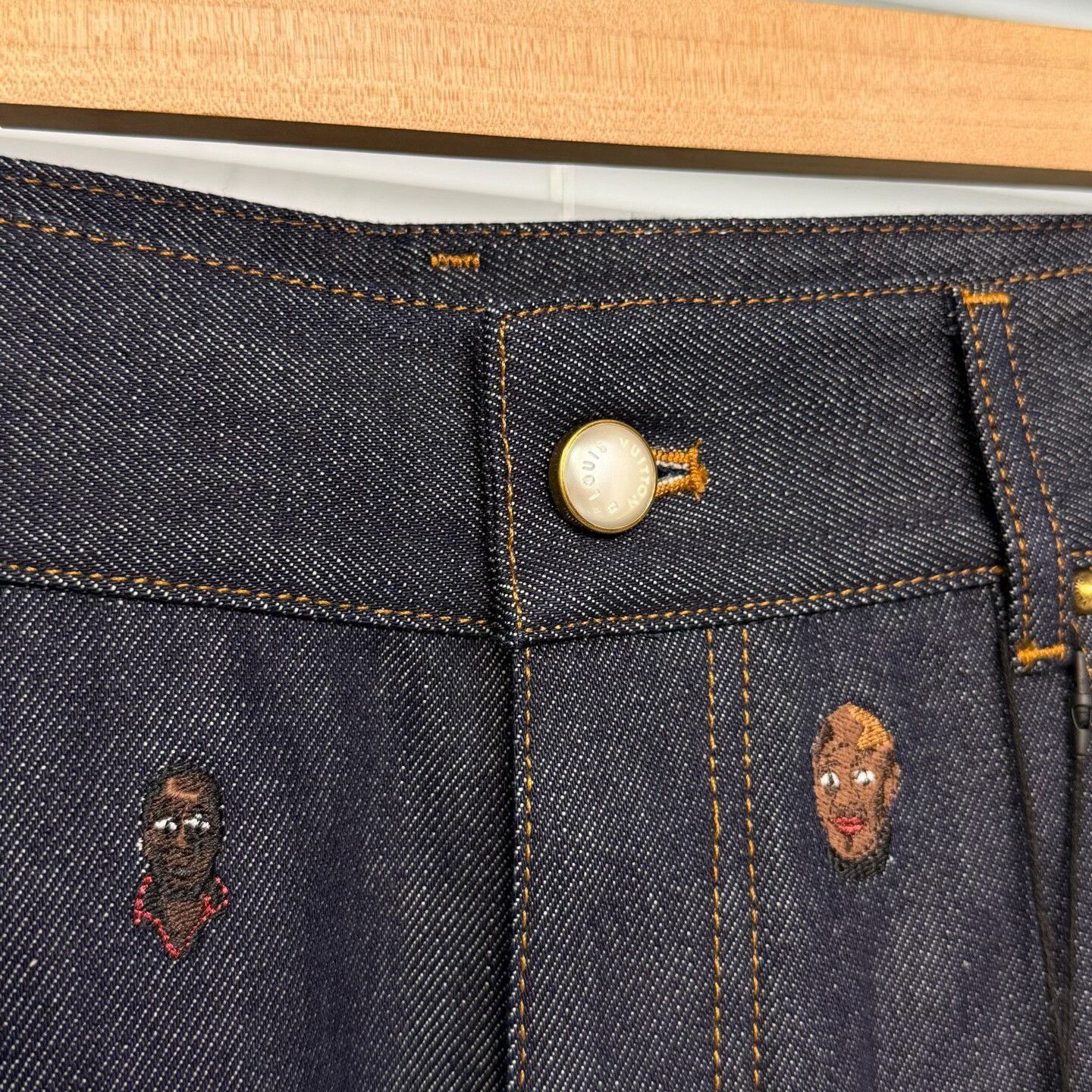 Louis Vuitton lv flared jeans with embroidered logo Size US 34 / EU 50 - 3 Thumbnail