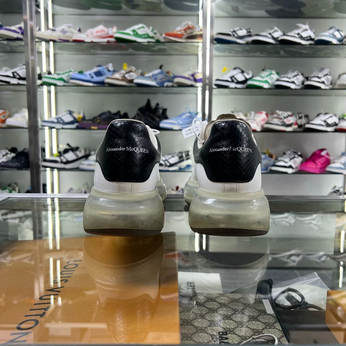 Alexander McQueen alexander mcqueen black heel air cushion sneakers Size US 10 / EU 43 - 5 Thumbnail