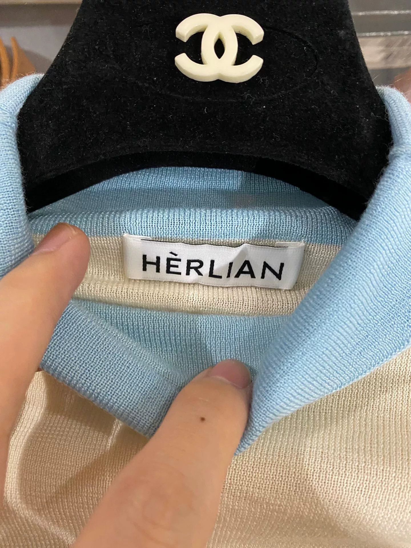 Herill herlian ladies thin knitted sweater Size S / US 4 / IT 40 - 4 Thumbnail