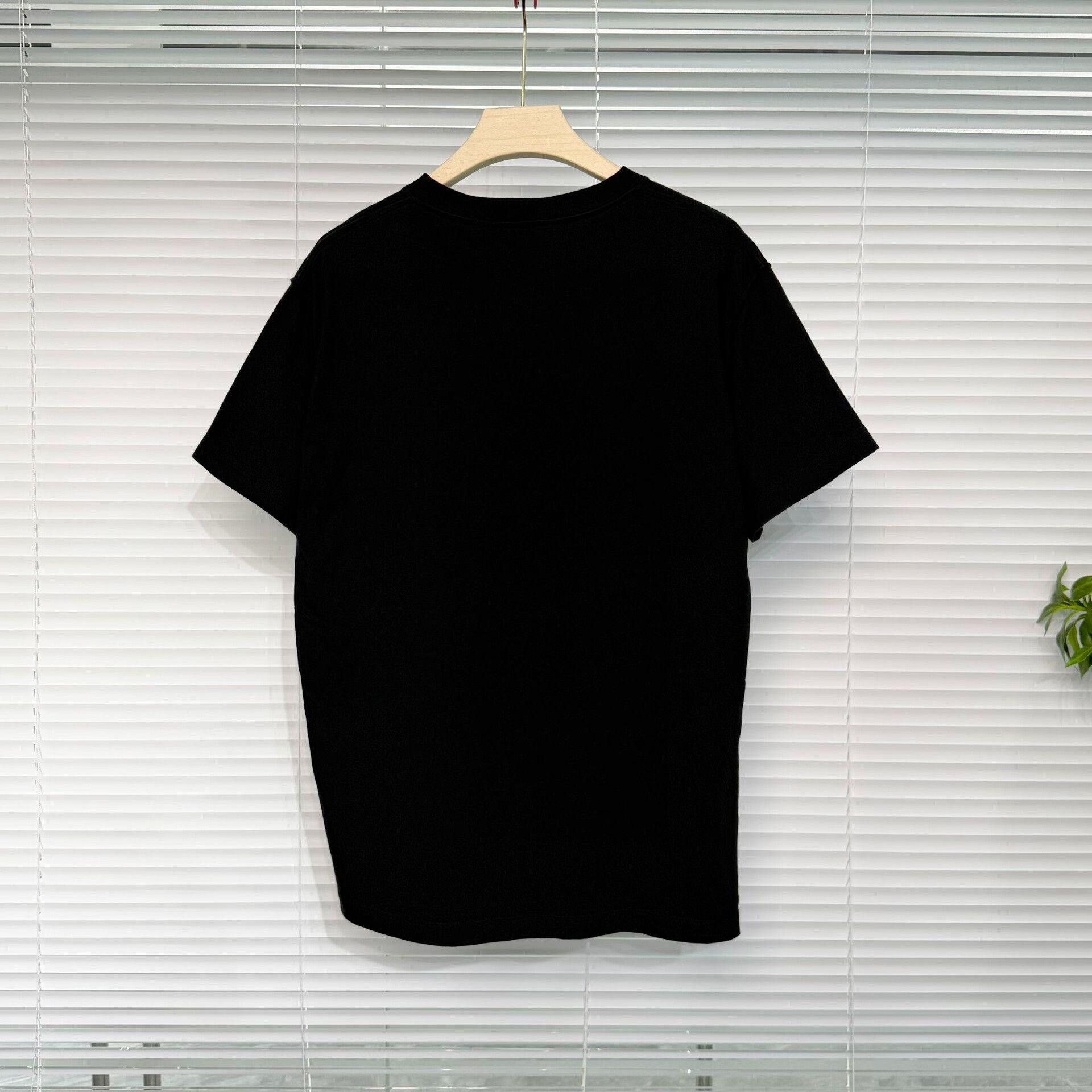Louis Vuitton lv short sleeve tee with logo print Size US M / EU 48-50 / 2 - 2 Thumbnail