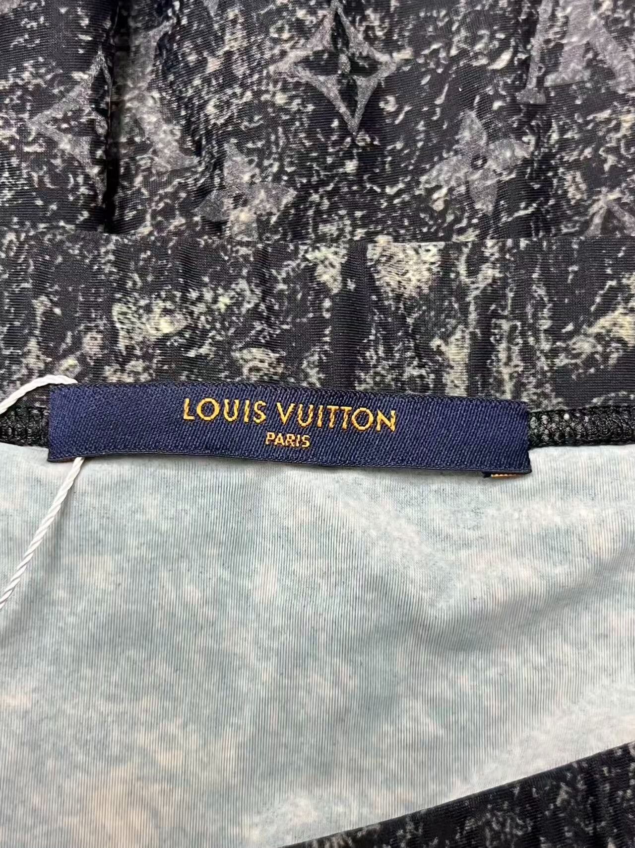 Louis Vuitton LV Monogram Print Leggings for Women Size 27" / US 4 / IT 40 - 3 Thumbnail