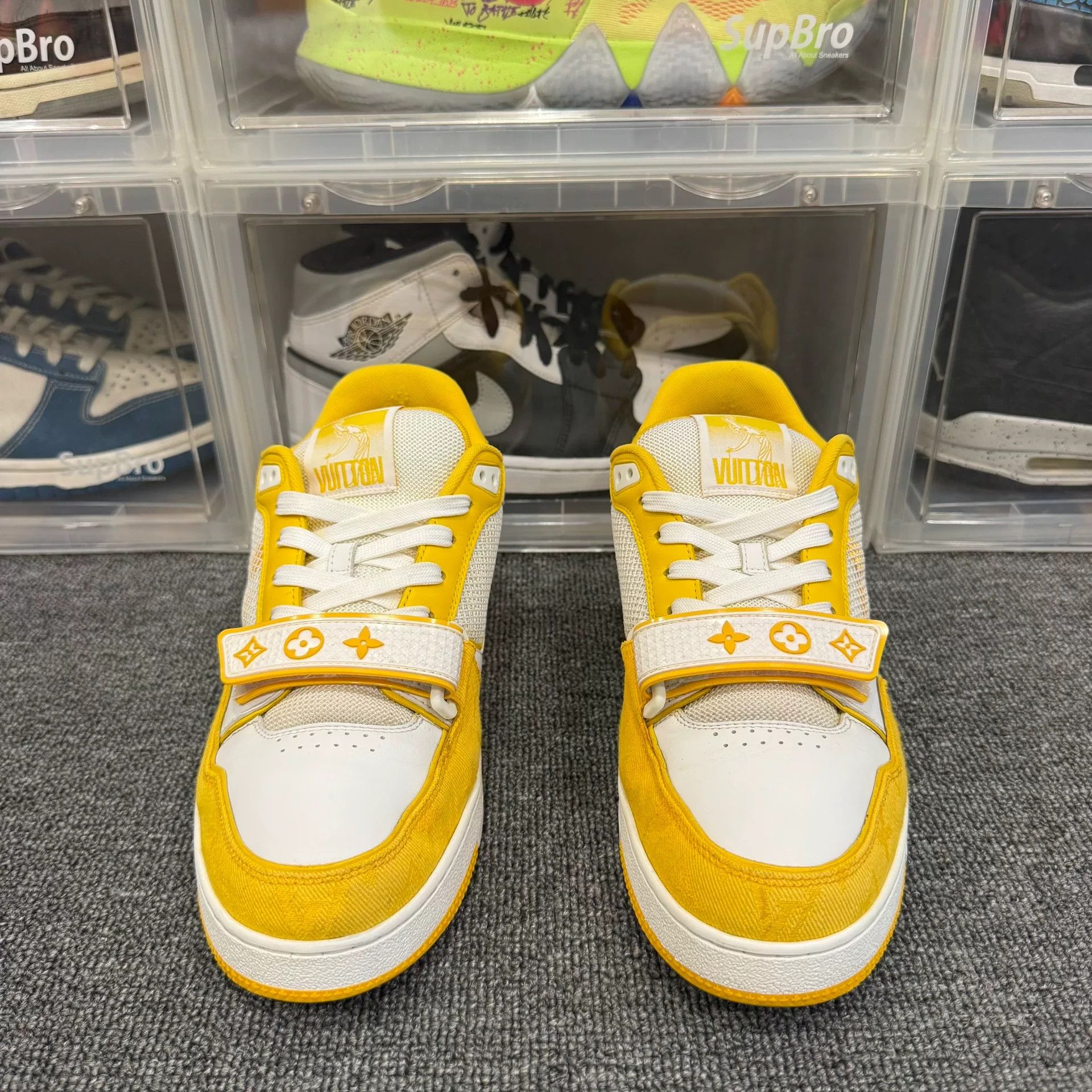 Louis Vuitton LV Trainer Velcro White Yellow Sneakers Size US 8 / EU 41 - 2 Thumbnail