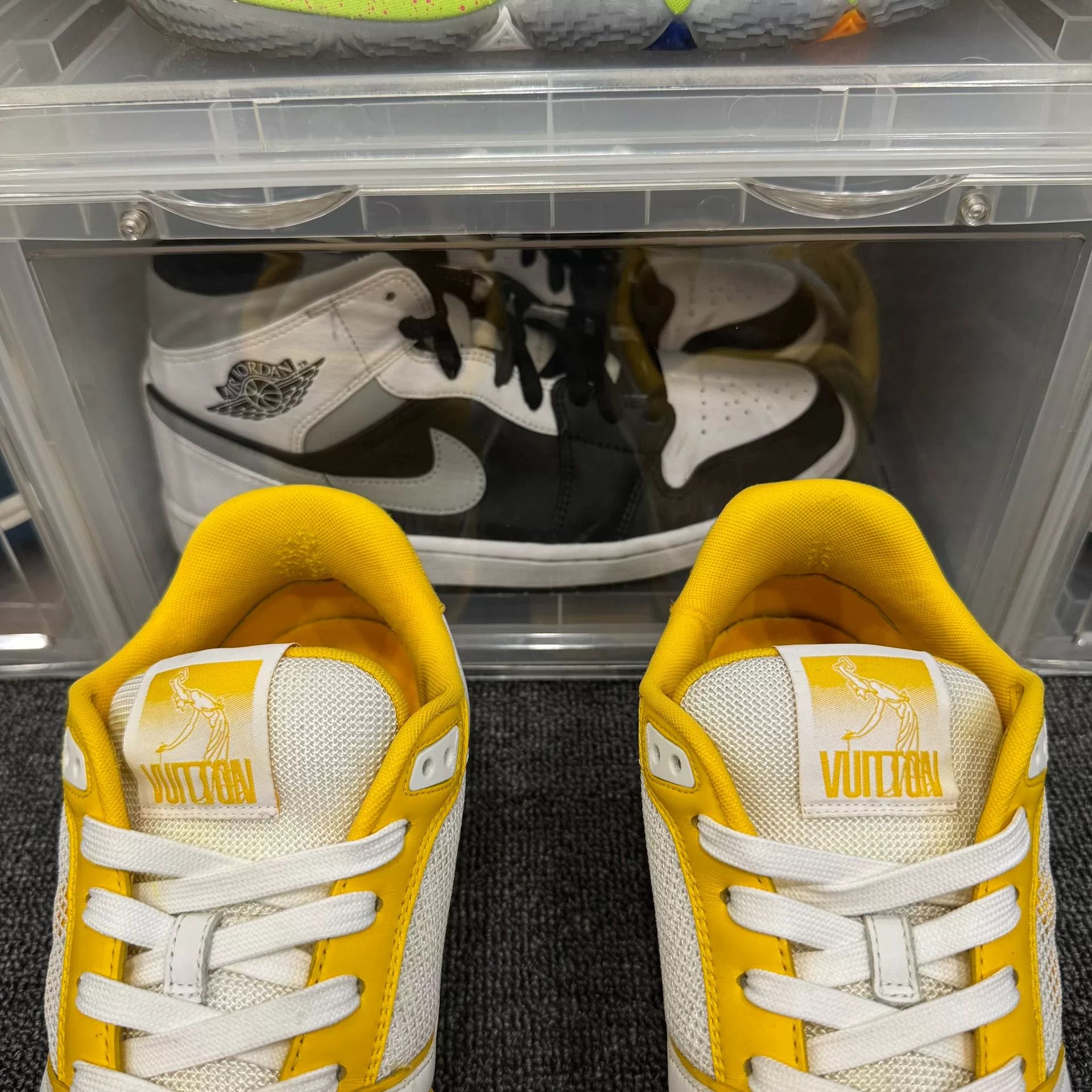Louis Vuitton LV Trainer Velcro White Yellow Sneakers Size US 8 / EU 41 - 3 Thumbnail