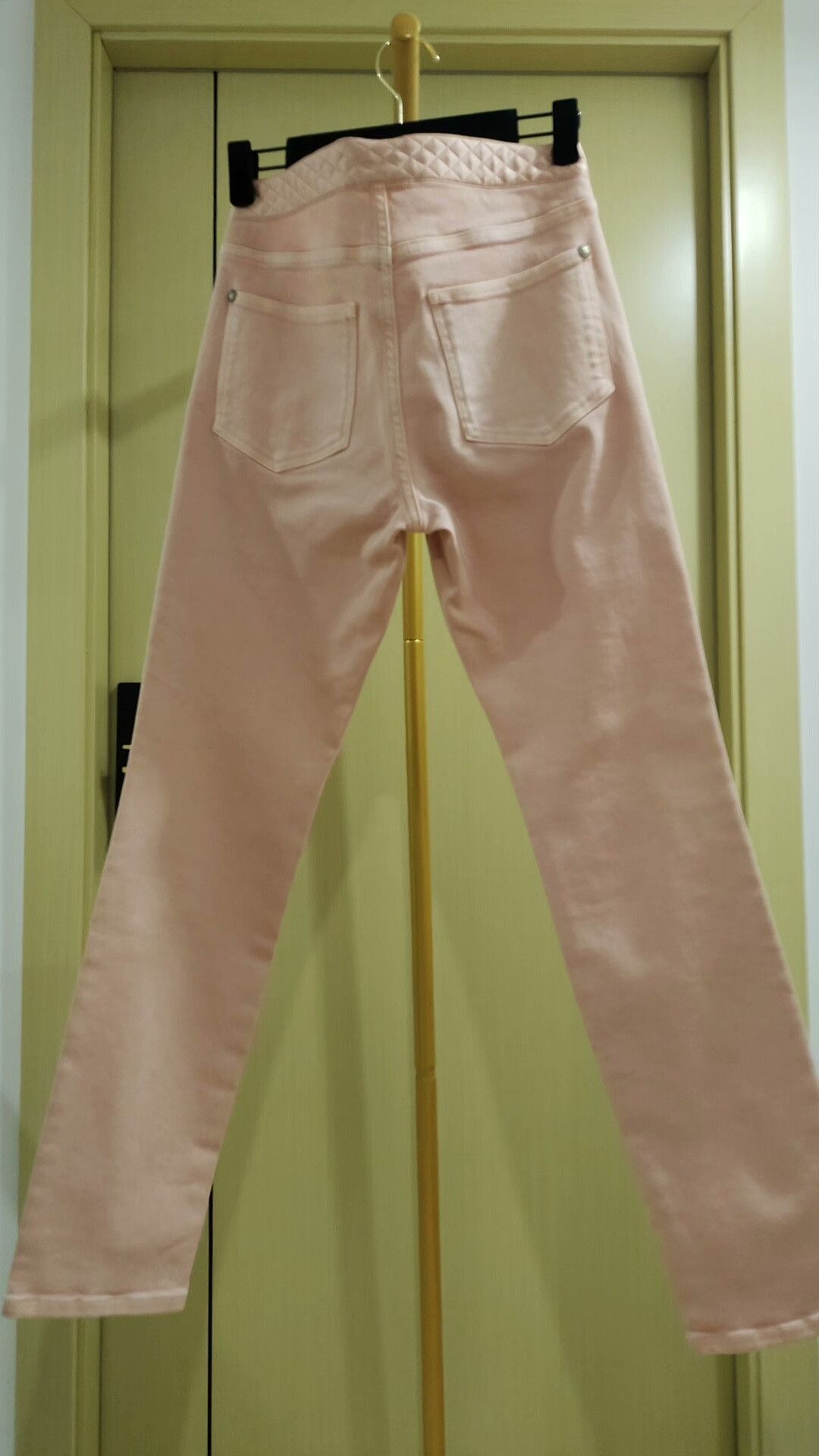 Chanel Chanel Pink Denim Pants with Tags Size 27" / US 4 / IT 40 - 2 Thumbnail