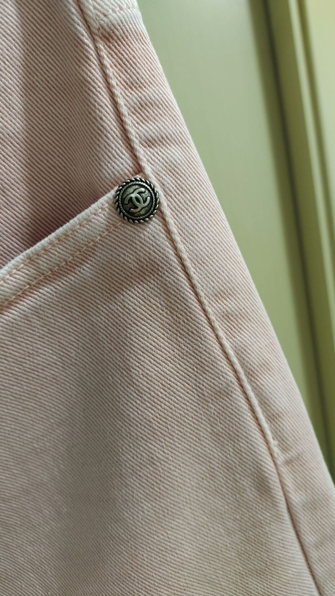 Chanel Chanel Pink Denim Pants with Tags Size 27" / US 4 / IT 40 - 3 Thumbnail