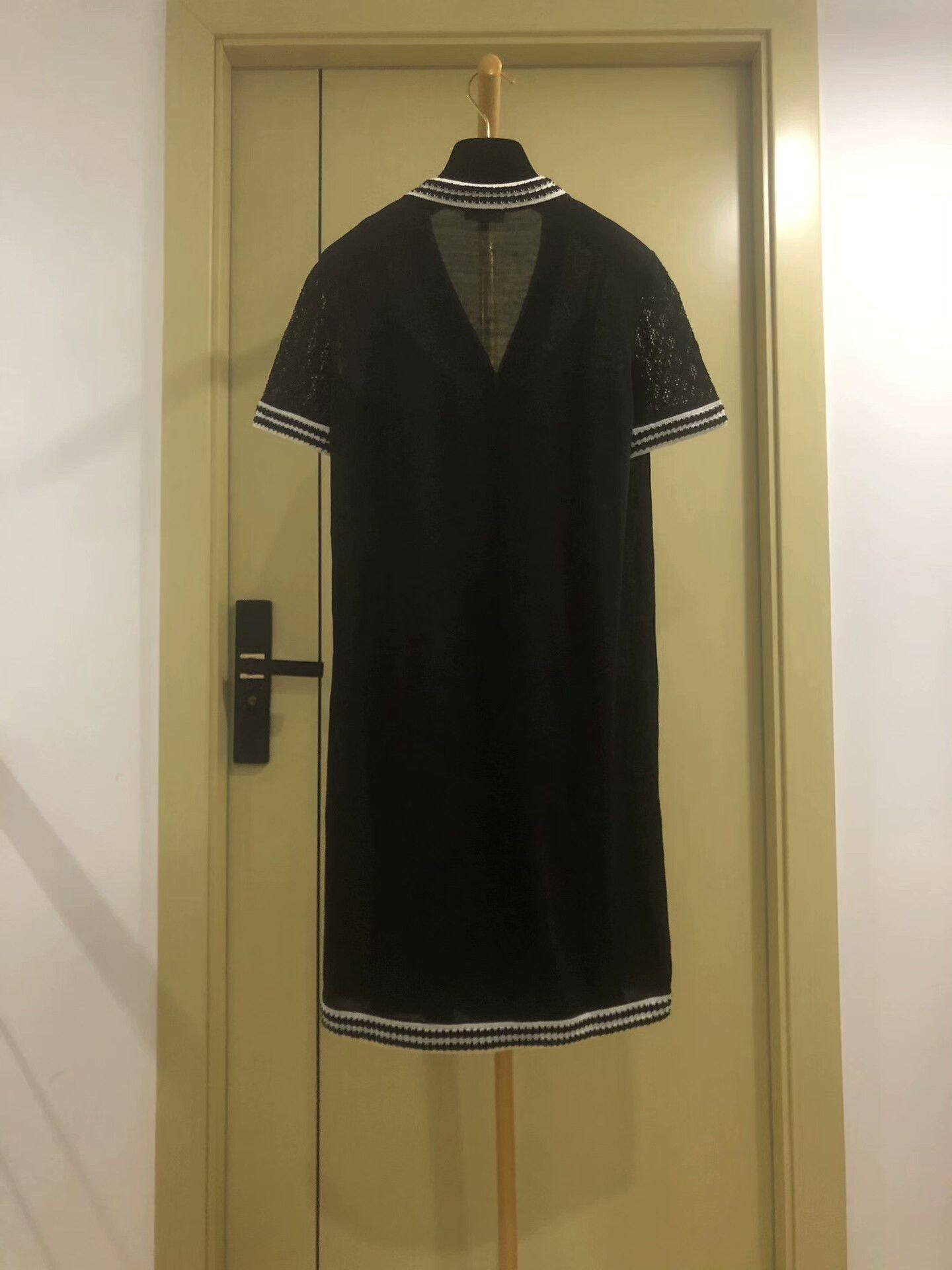 Chanel Chanel Black and White Knitted Dress Size M / US 6-8 / IT 42-44 - 2 Thumbnail
