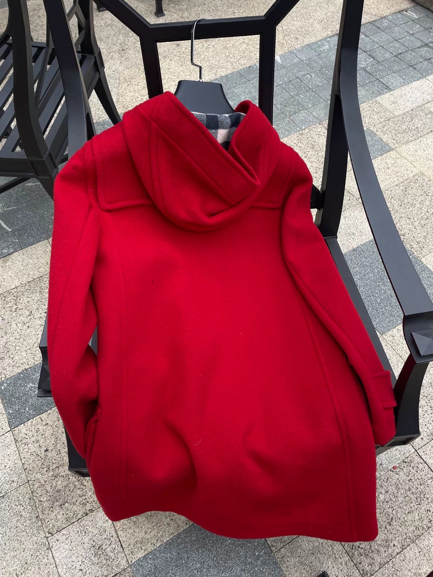 Burberry Burberry Red Toggle Coat for Sale Size XL / US 12-14 / IT 48-50 - 2 Thumbnail
