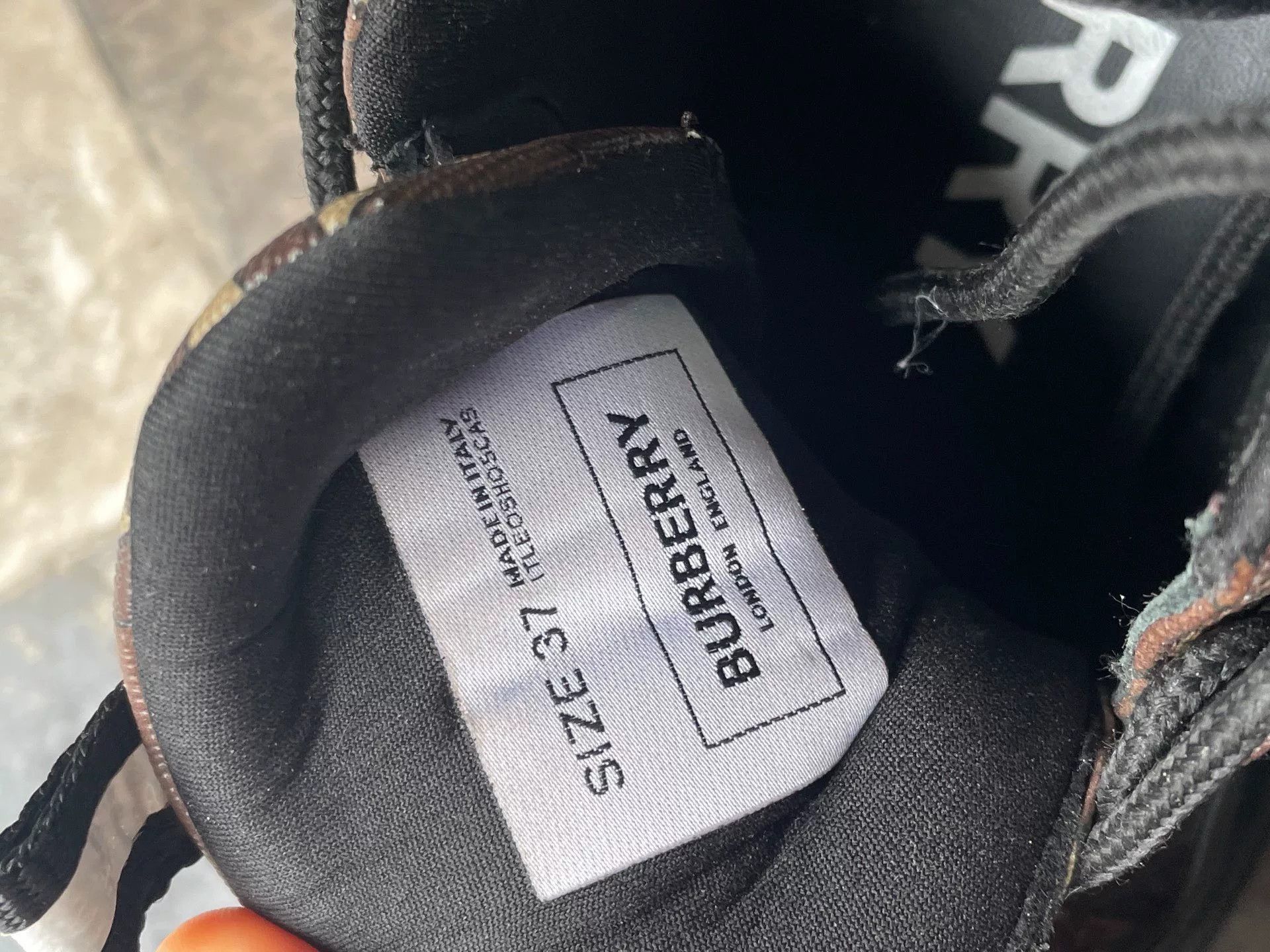 Burberry Burberry Outdoor Travel Shoes Size US 10 / EU 43 - 6 Thumbnail