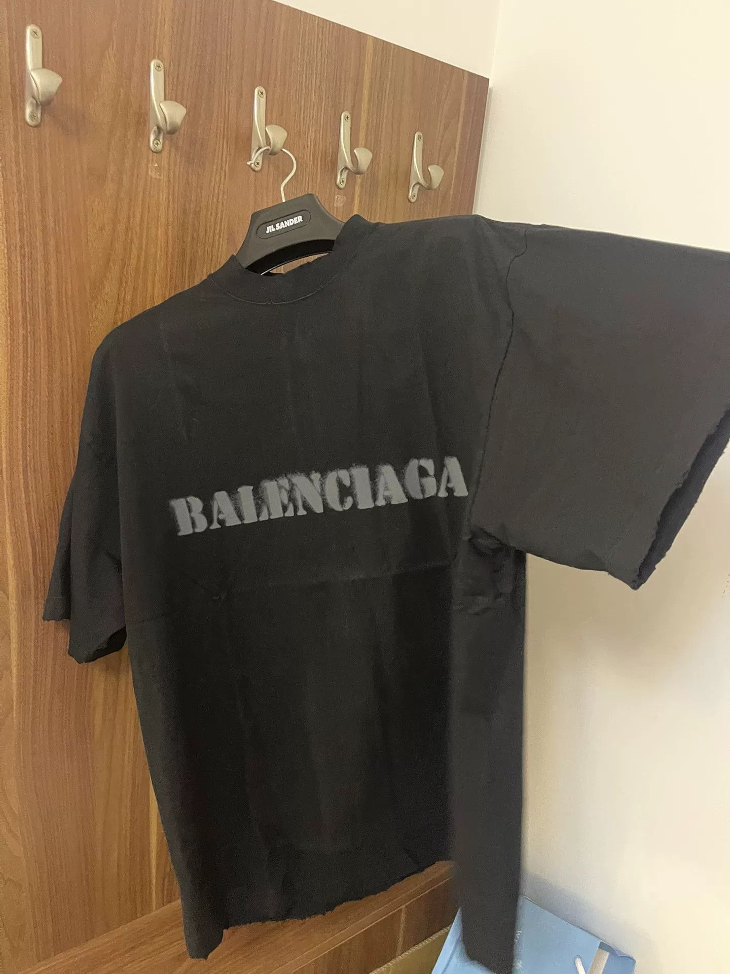 Balenciaga Balenciaga Short Sleeve T-Shirt Size US S / EU 44-46 / 1 - 6 Thumbnail