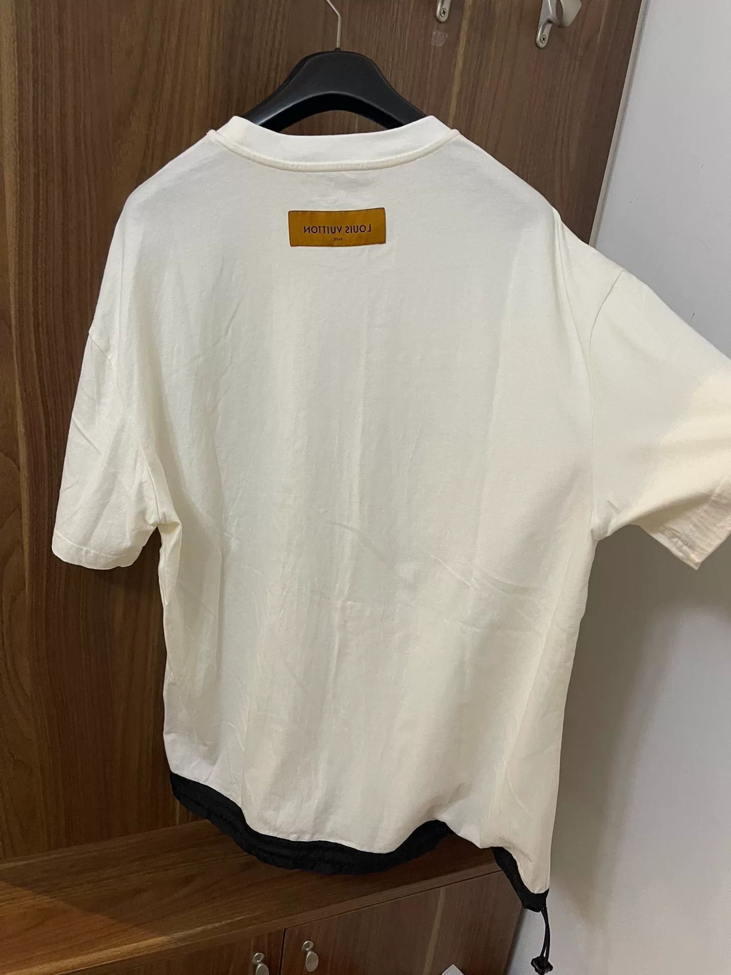 Louis Vuitton Louis Vuitton Graphic Short Sleeve T-Shirt Size US M / EU 48-50 / 2 - 4 Thumbnail