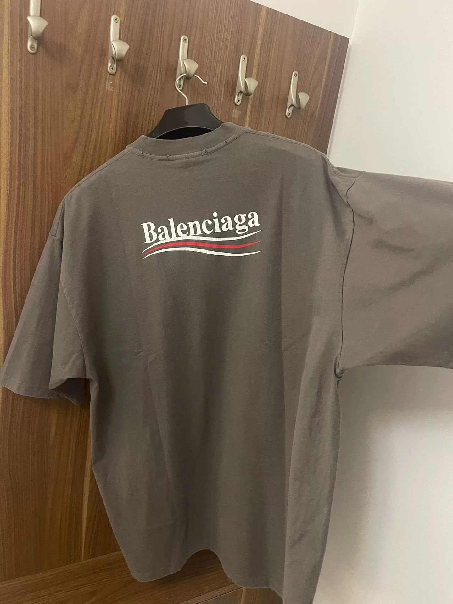 Balenciaga Balenciaga Short Sleeve T-Shirt Size US M / EU 48-50 / 2 - 7 Thumbnail