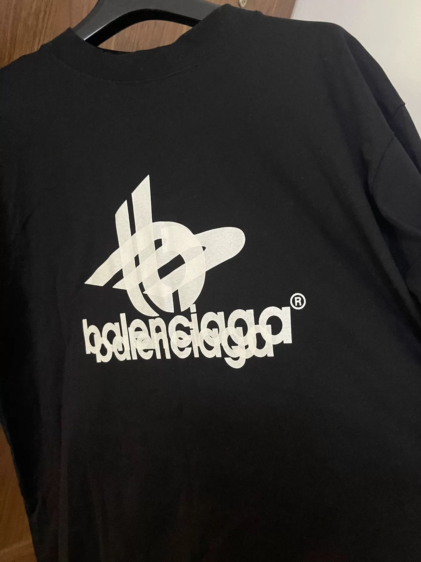 Balenciaga Balenciaga Oversized Hoodie Size US M / EU 48-50 / 2 - 3 Thumbnail