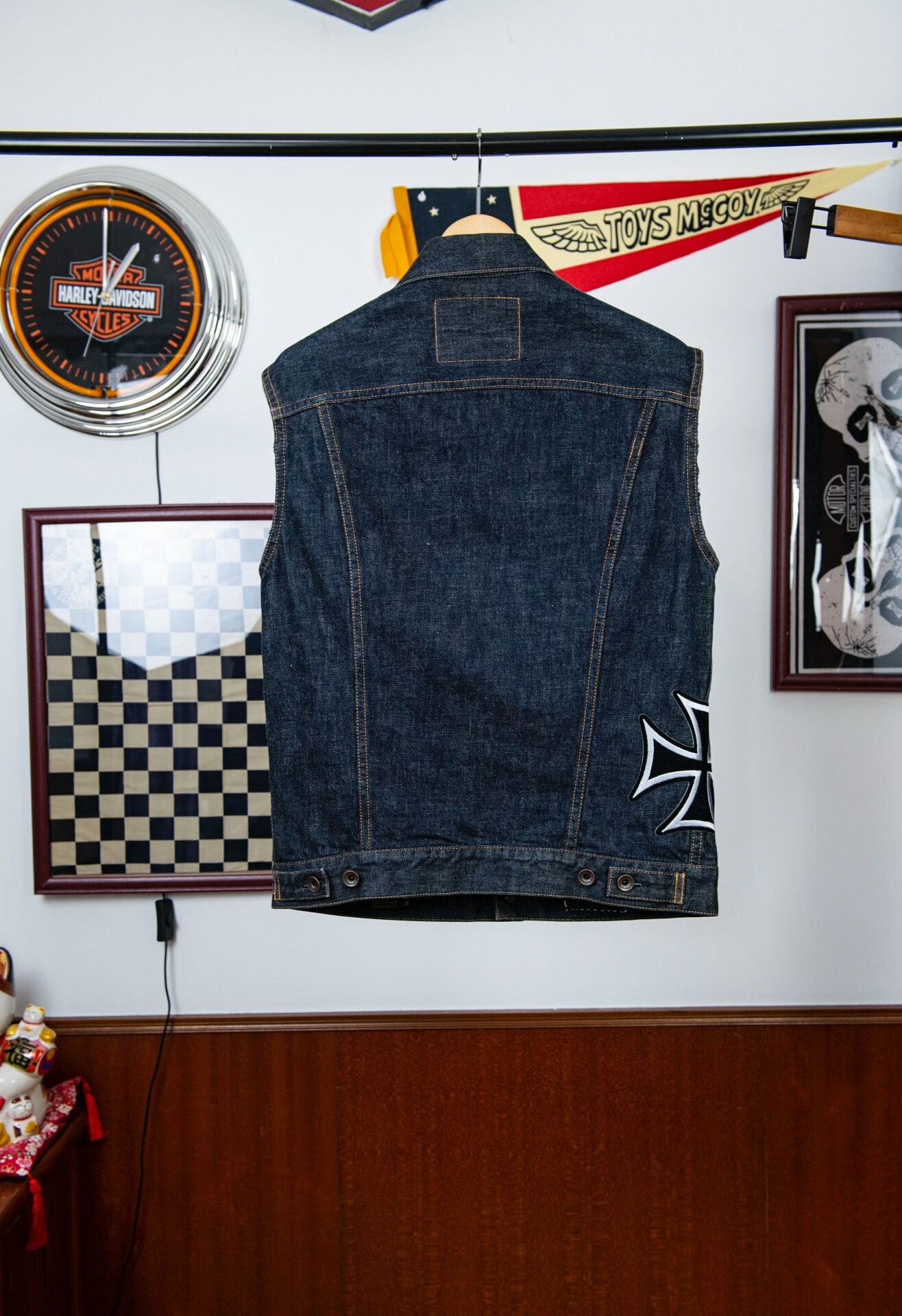 Japanese Brand Cootie Motorcycle Vest with Patch Details Size US M / EU 48-50 / 2 - 3 Thumbnail