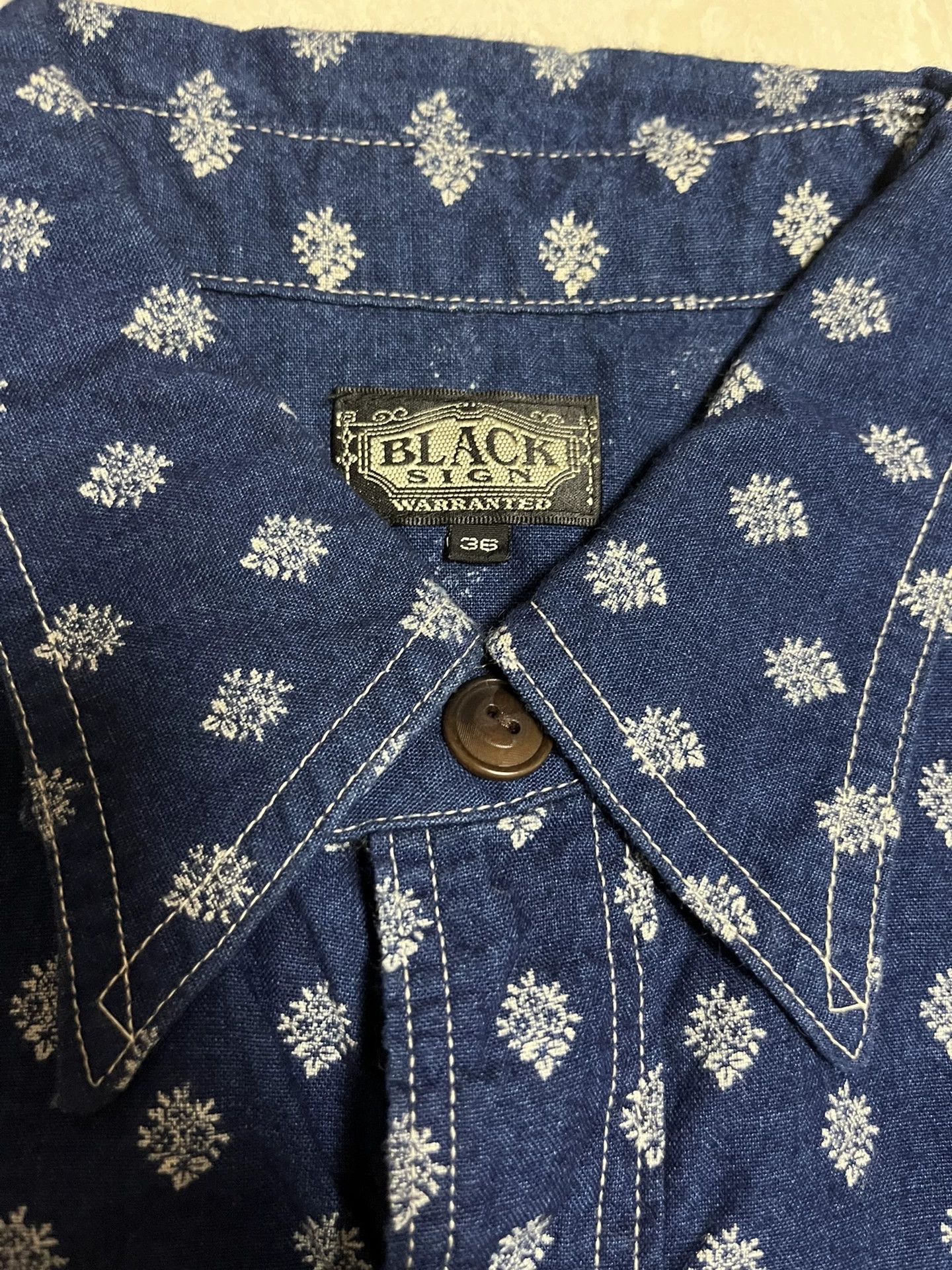 BLACK SIGN Black Indigo Dyed Shirt with Floral Print Size US L / EU 52-54 / 3 - 5 Thumbnail