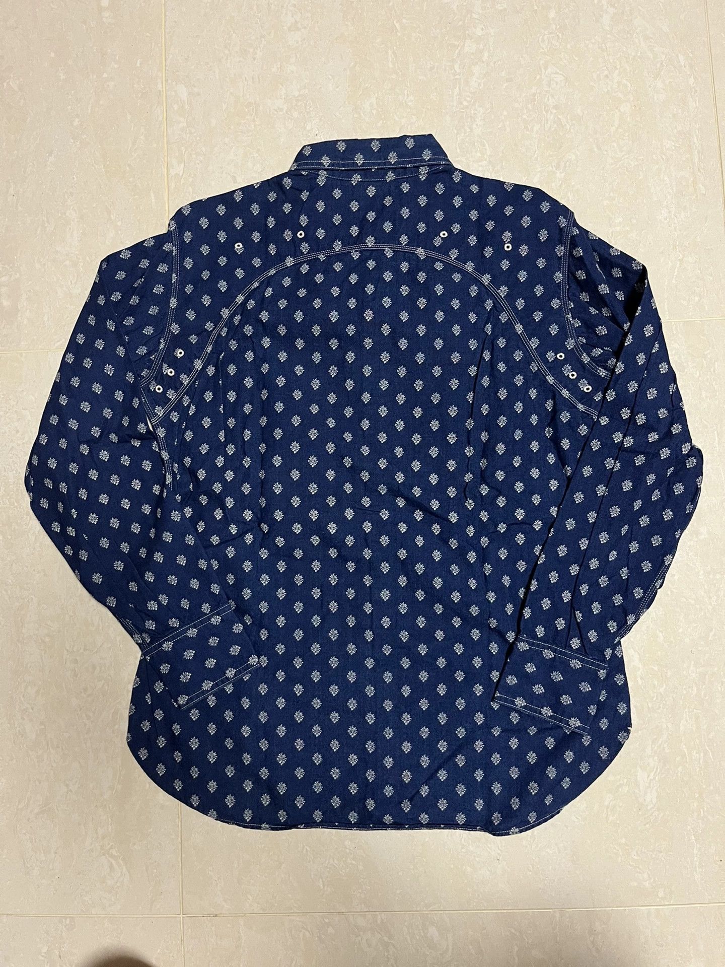 BLACK SIGN Black Indigo Dyed Shirt with Floral Print Size US L / EU 52-54 / 3 - 2 Thumbnail