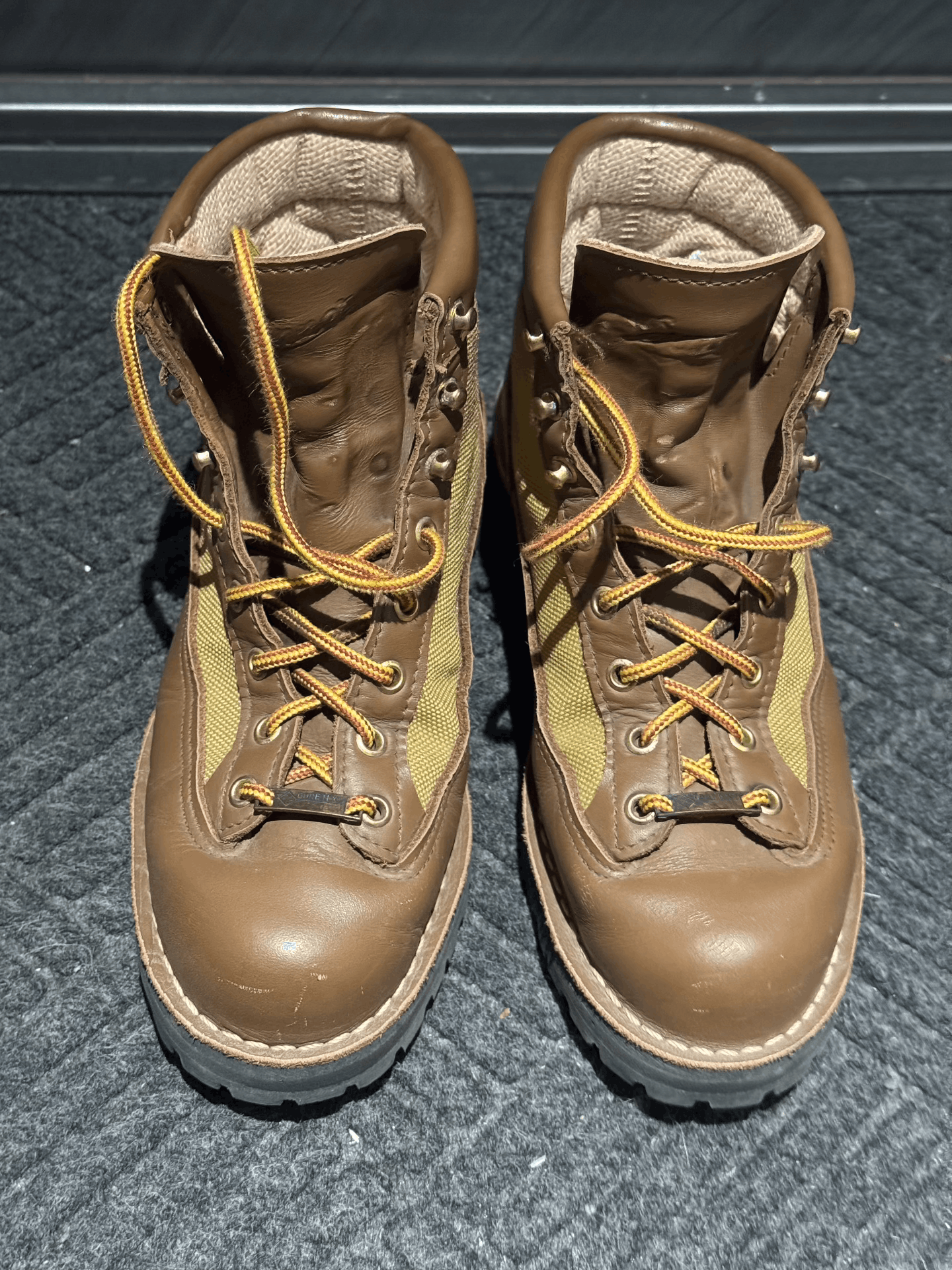 Danner Danner Light 30440 GTX Waterproof Work Boots Size US 7 / EU 40 - 2 Thumbnail