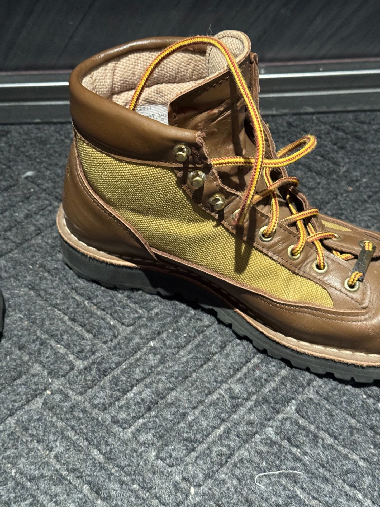 Danner Danner Light 30440 GTX Waterproof Work Boots Size US 7 / EU 40 - 9 Thumbnail