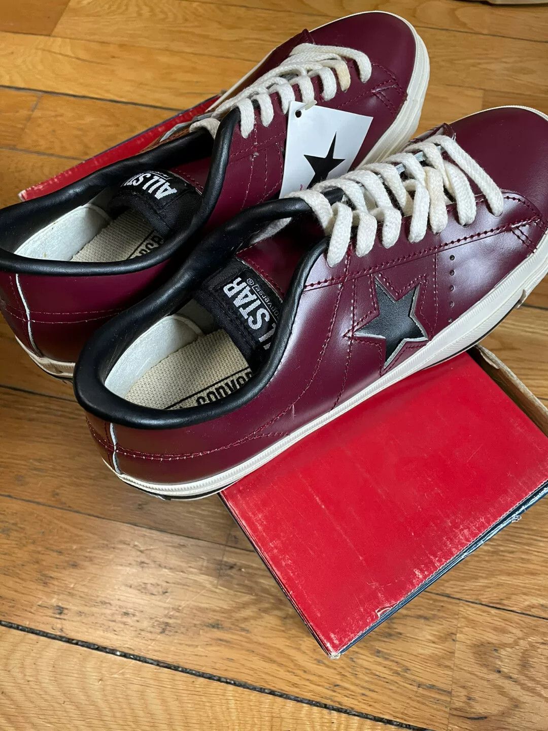 Nissan Converse One Star Ox Wine/Black Sneakers Size US 5.5 / EU 38 - 2 Thumbnail
