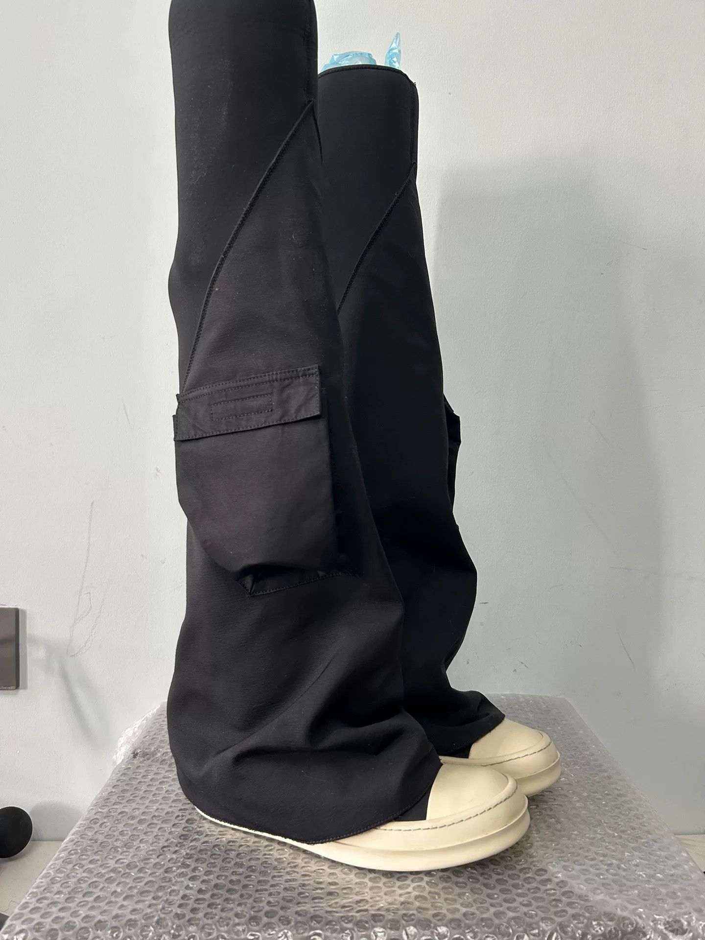 Rick Owens Rick Owens Black Pocket Knee-high Boots Size US 5 / EU 37 - 3 Thumbnail