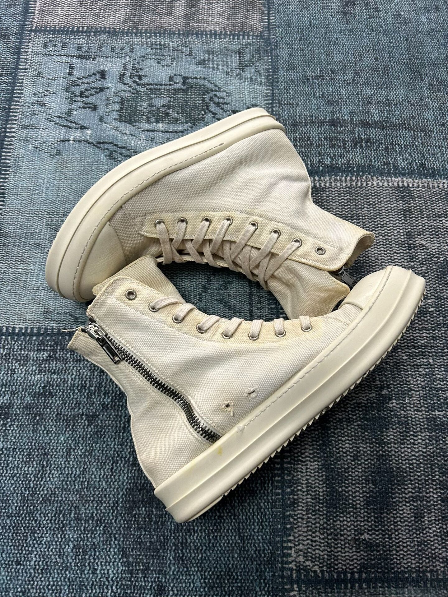 Rick Owens Rick Owens White Canvas Sneakers Size US 8.5 / EU 41-42 - 3 Thumbnail