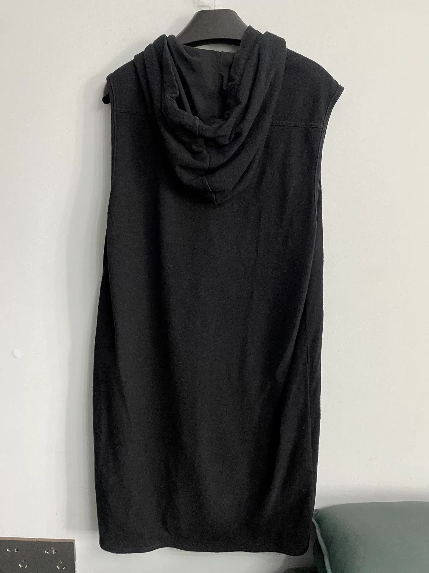 Rick Owens Rick Owens Long Black Sleeveless Coat Size US M / EU 48-50 / 2 - 2 Thumbnail