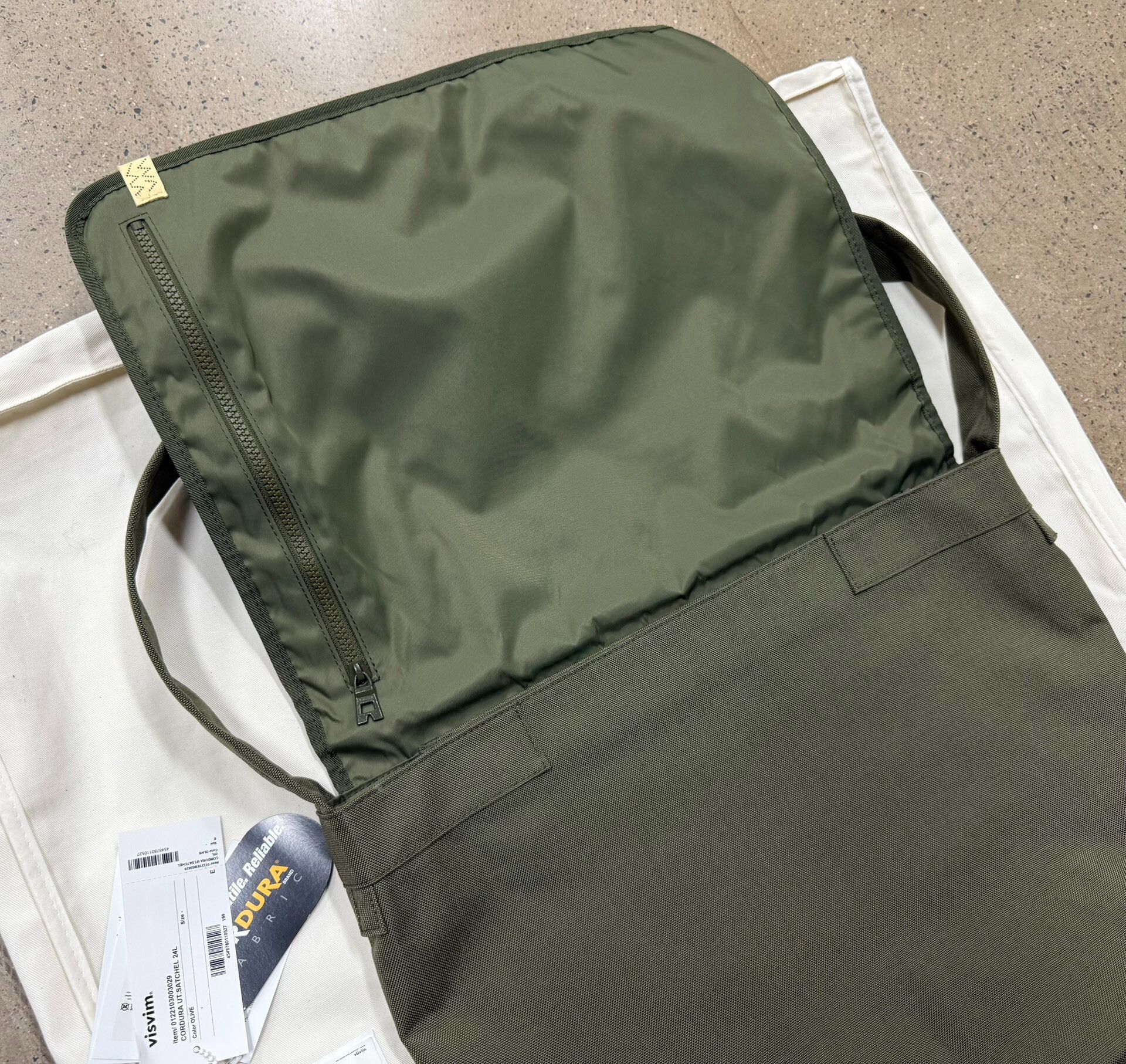 Visvim Visvim Cordura Satchel Bag in Olive Size ONE SIZE - 6 Thumbnail