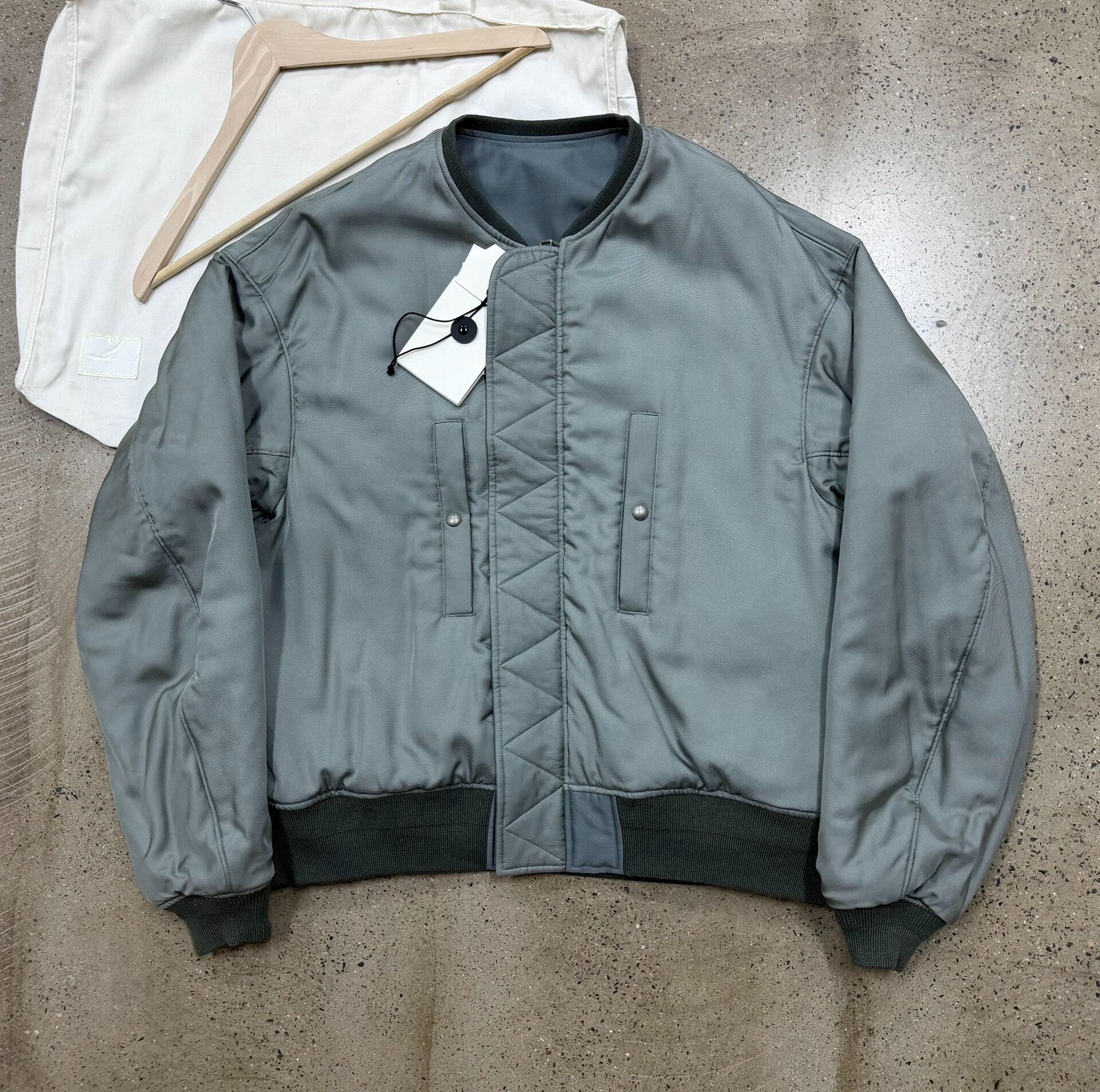 Visvim Visvim Thorson MA1 Silk Jacket Grey Size US L / EU 52-54 / 3 - 2 Thumbnail