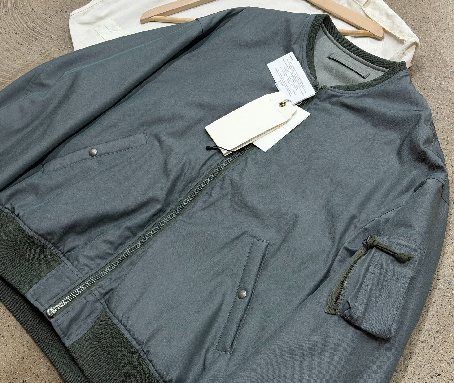 Visvim Visvim Thorson MA1 Silk Jacket Grey Size US L / EU 52-54 / 3 - 5 Thumbnail