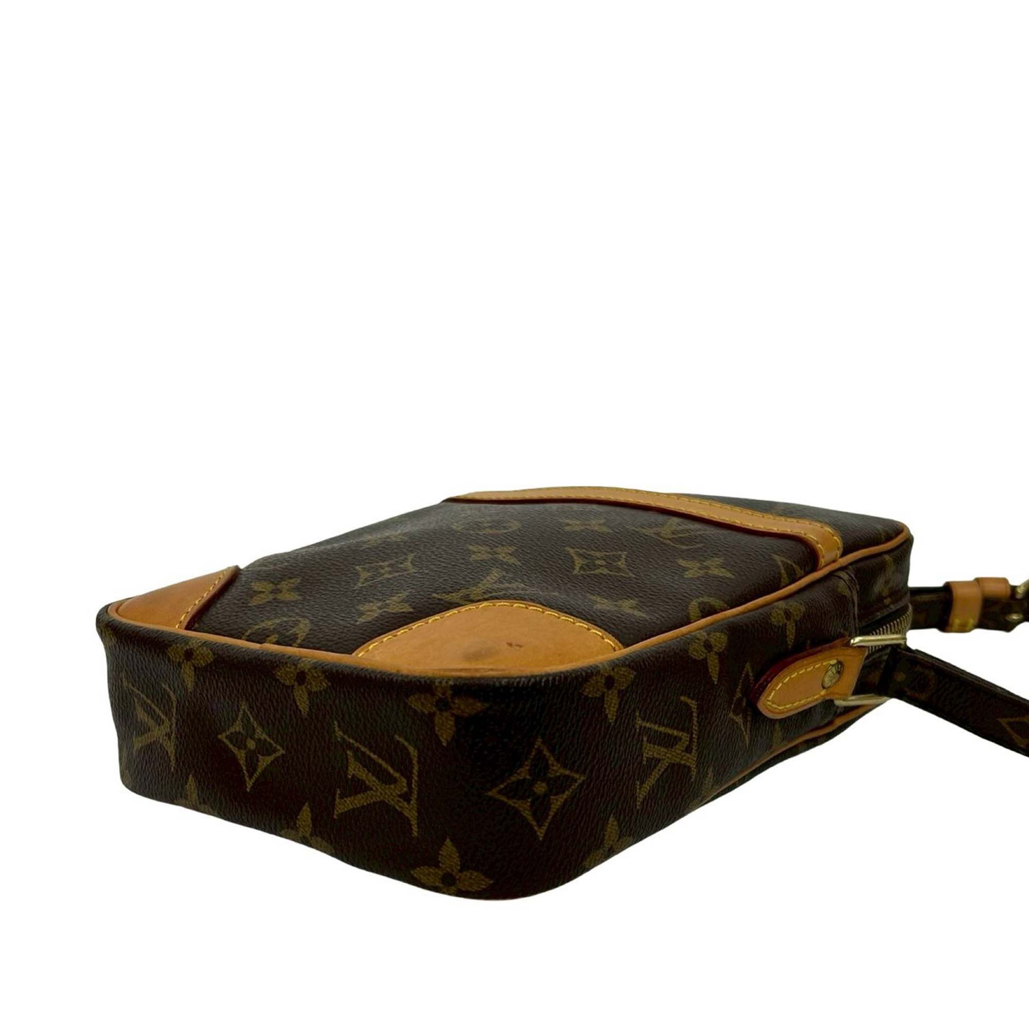 Louis Vuitton Louis Vuitton Monogram Danube Size ONE SIZE - 8 Thumbnail