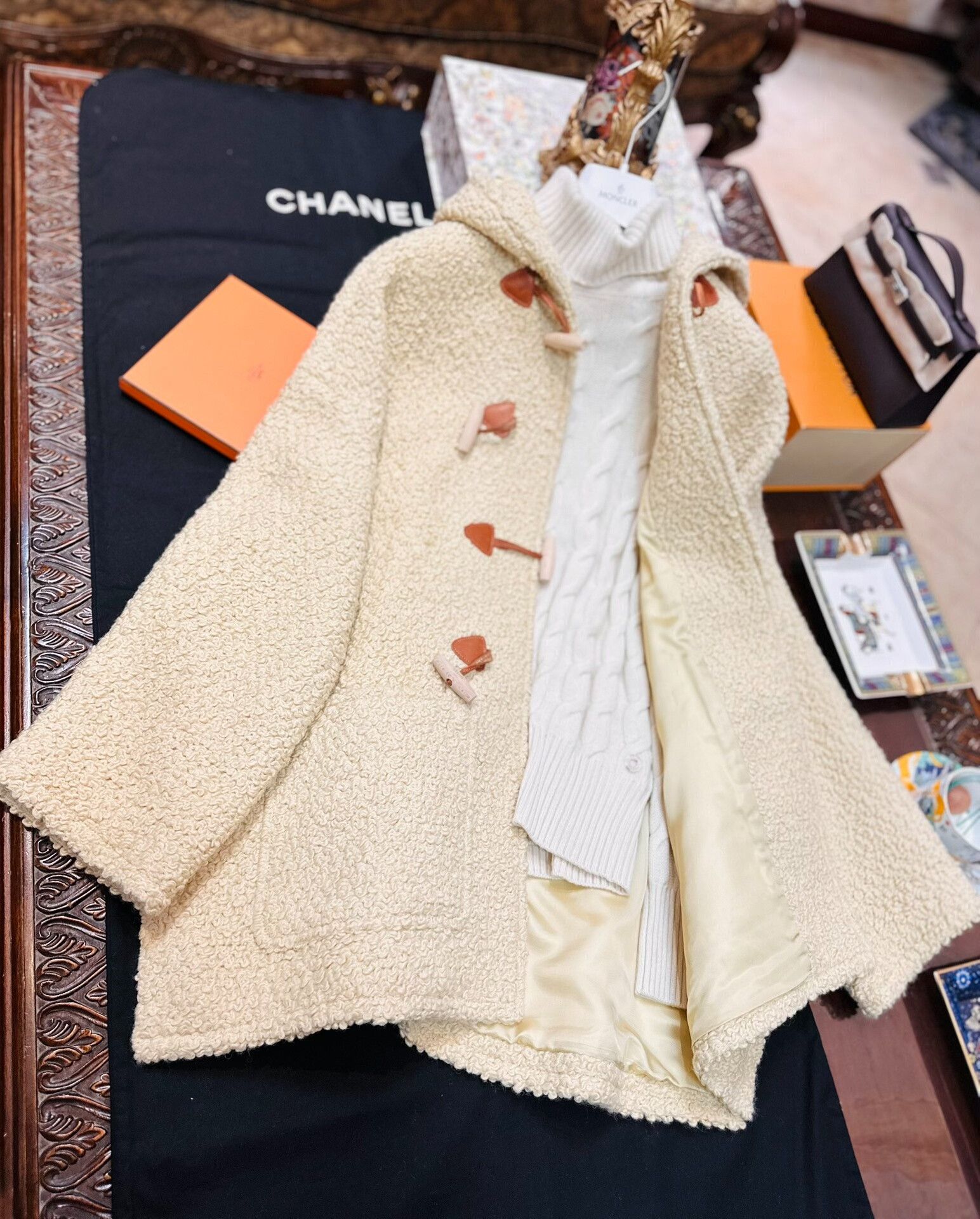 Celine Celine Horn Button Teddy Coat Size XS / US 0-2 / IT 36-38 - 6 Thumbnail