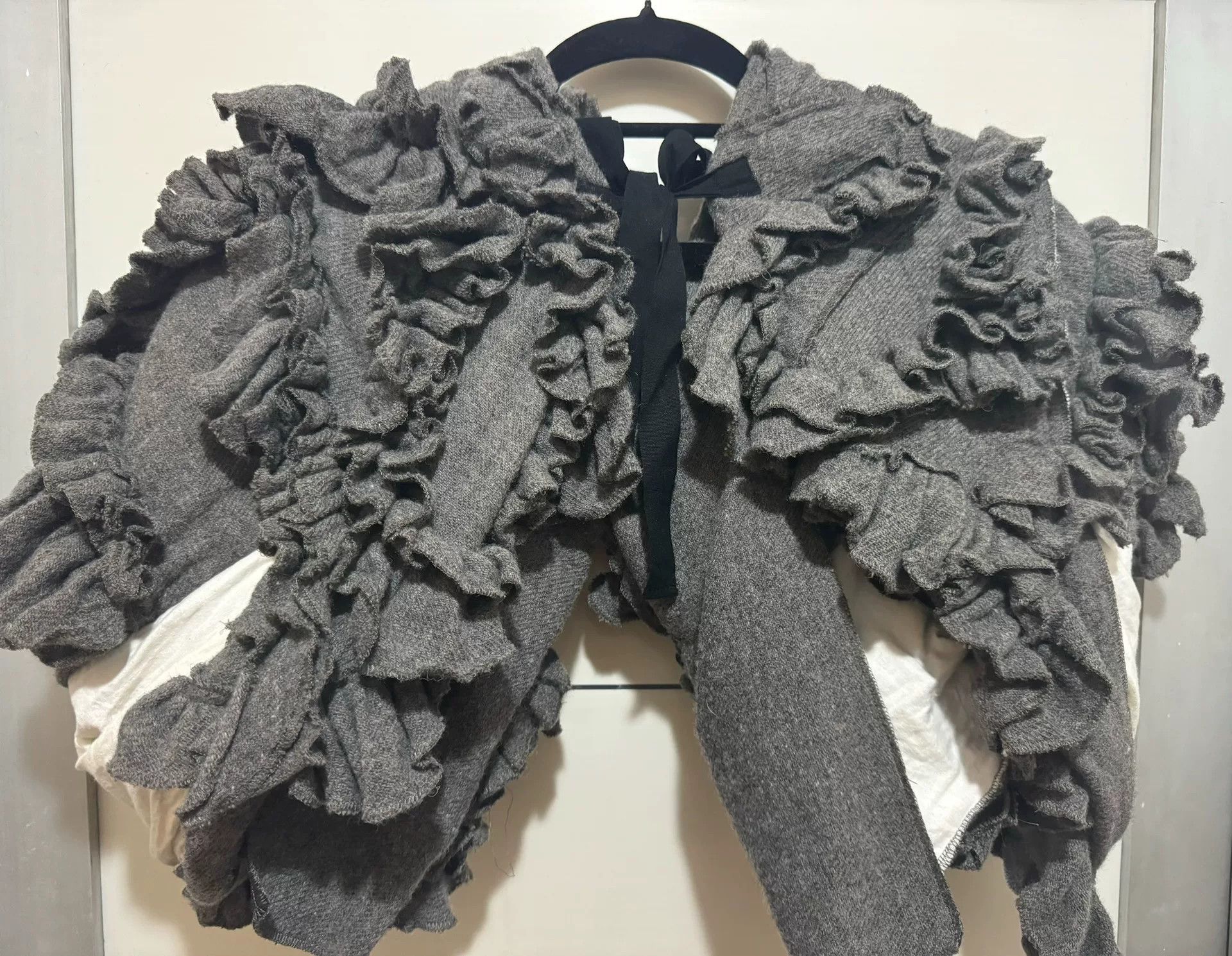 Comme des Garcons Gray Ruffled Wool-Cotton Vest Size XS / US 0-2 / IT 36-38 - 5 Thumbnail