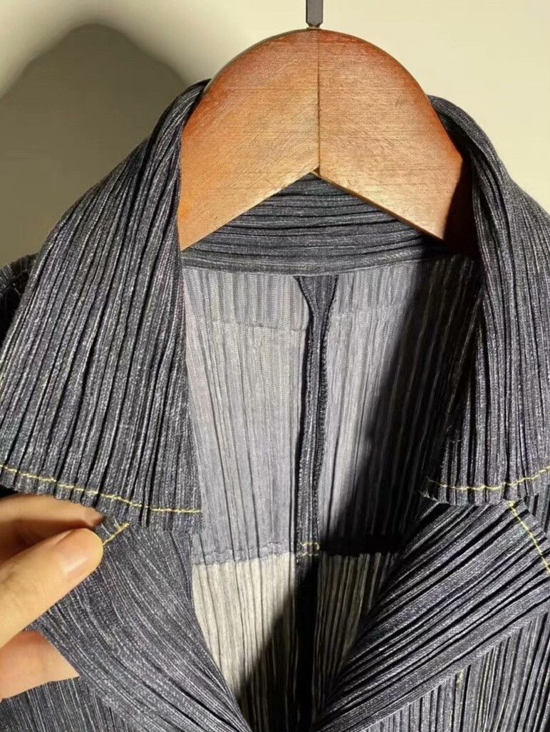 Pleats Please Issey Miyake Vintage Issey Miyake Pleats Please Denim Jacket Size XS / US 0-2 / IT 36-38 - 5 Thumbnail