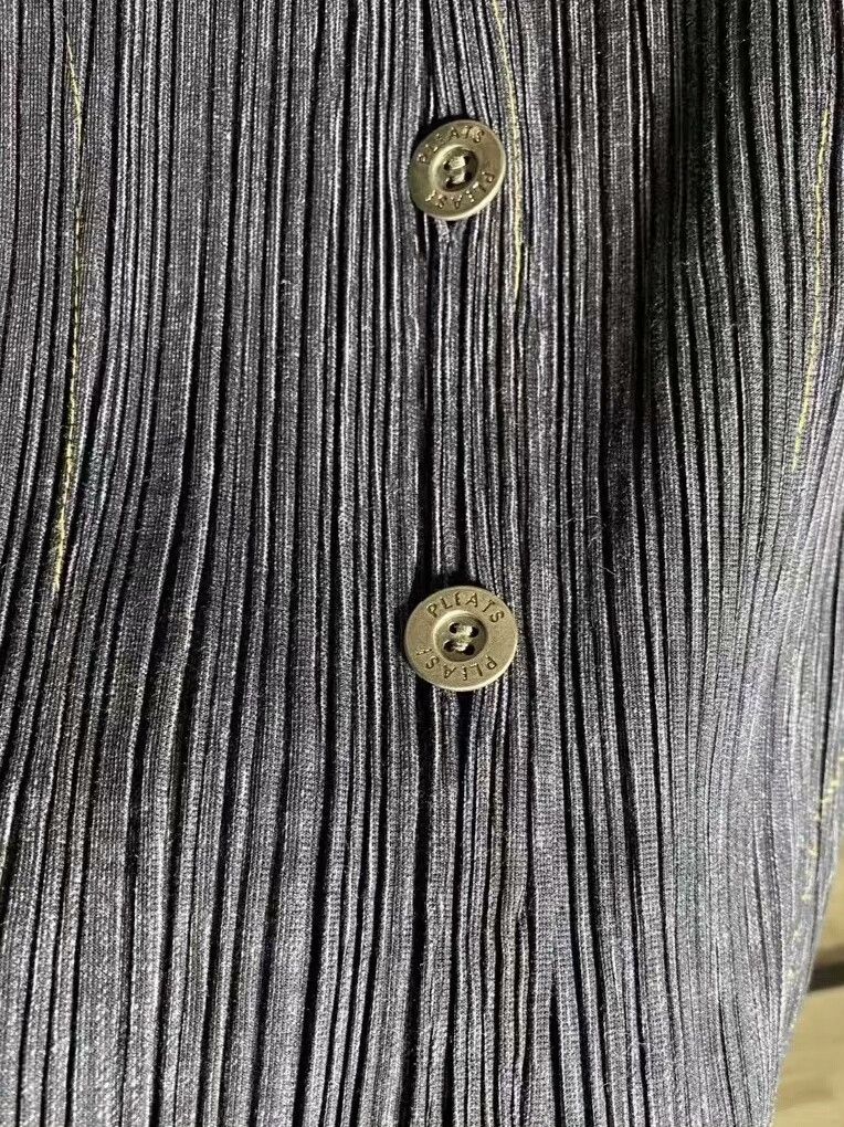 Pleats Please Issey Miyake Vintage Issey Miyake Pleats Please Denim Jacket Size XS / US 0-2 / IT 36-38 - 4 Thumbnail