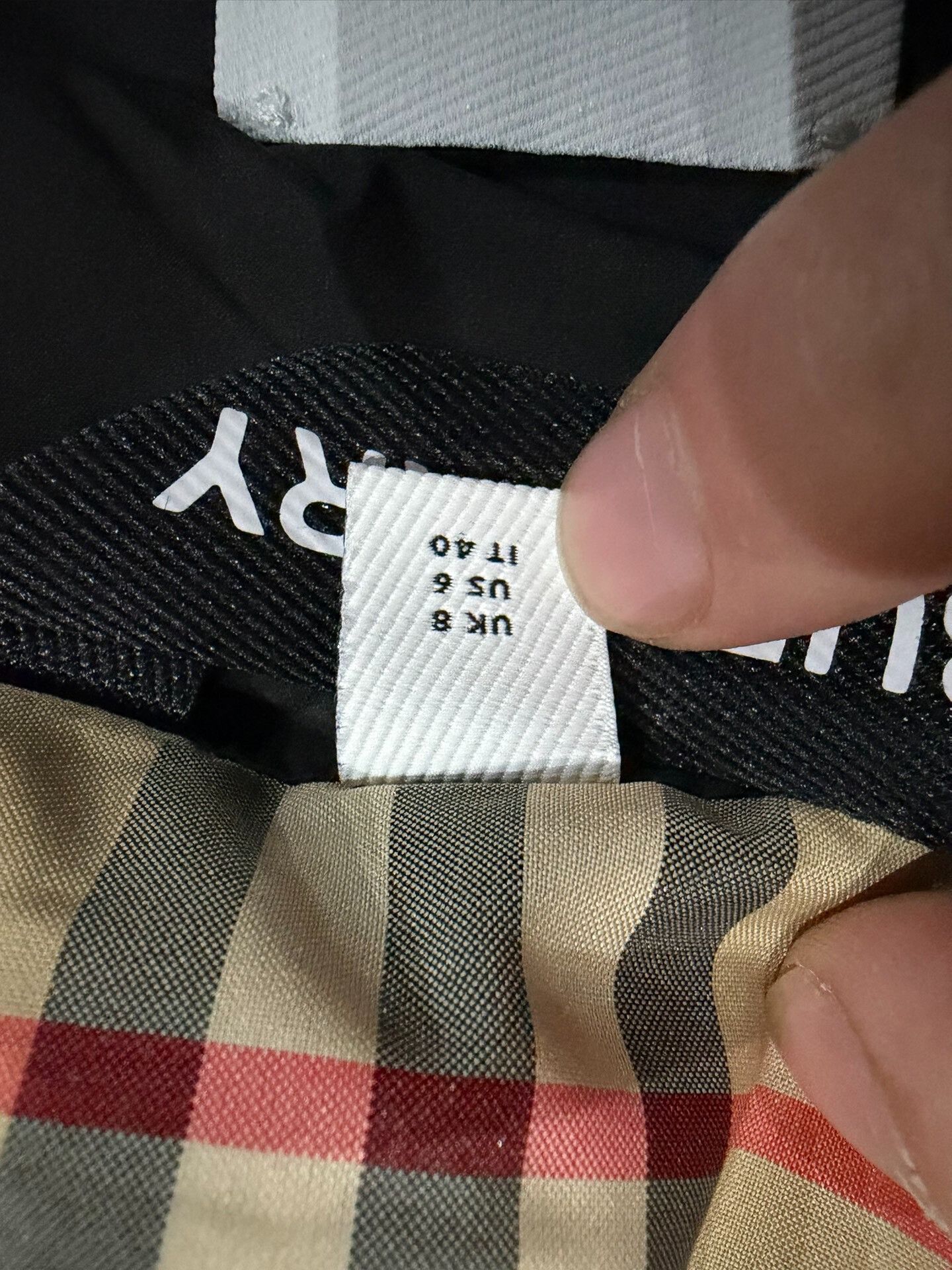 Burberry Burberry Check Logo Hooded Jacket Size XS / US 0-2 / IT 36-38 - 3 Thumbnail