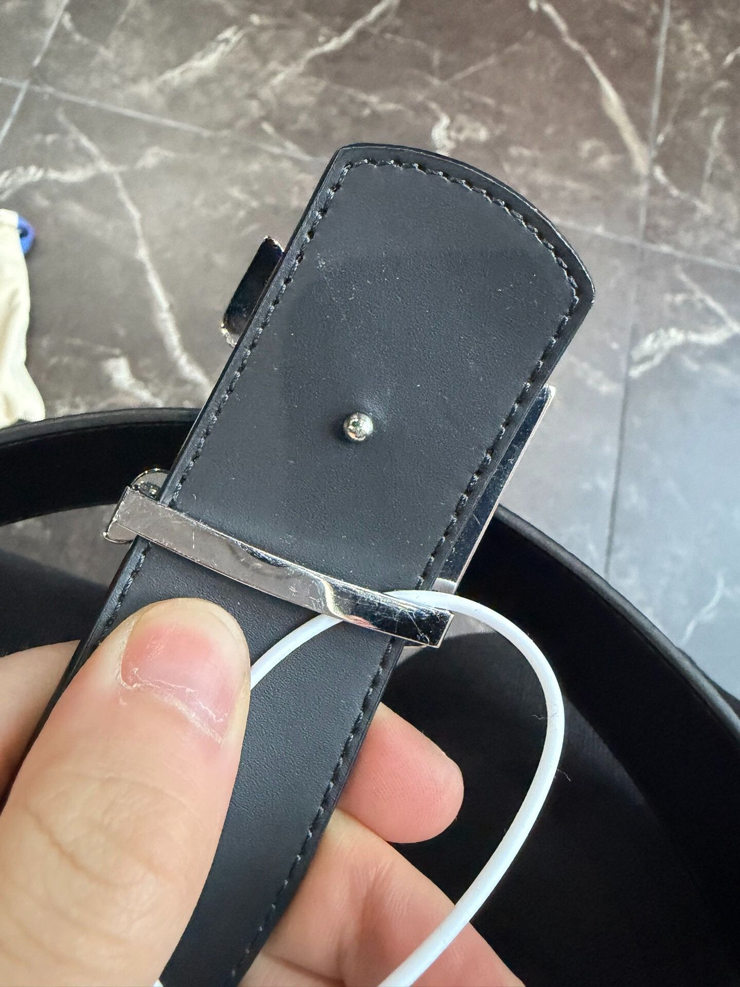 Louis Vuitton Louis Vuitton Men's Monogram Belt Size ONE SIZE - 8 Thumbnail