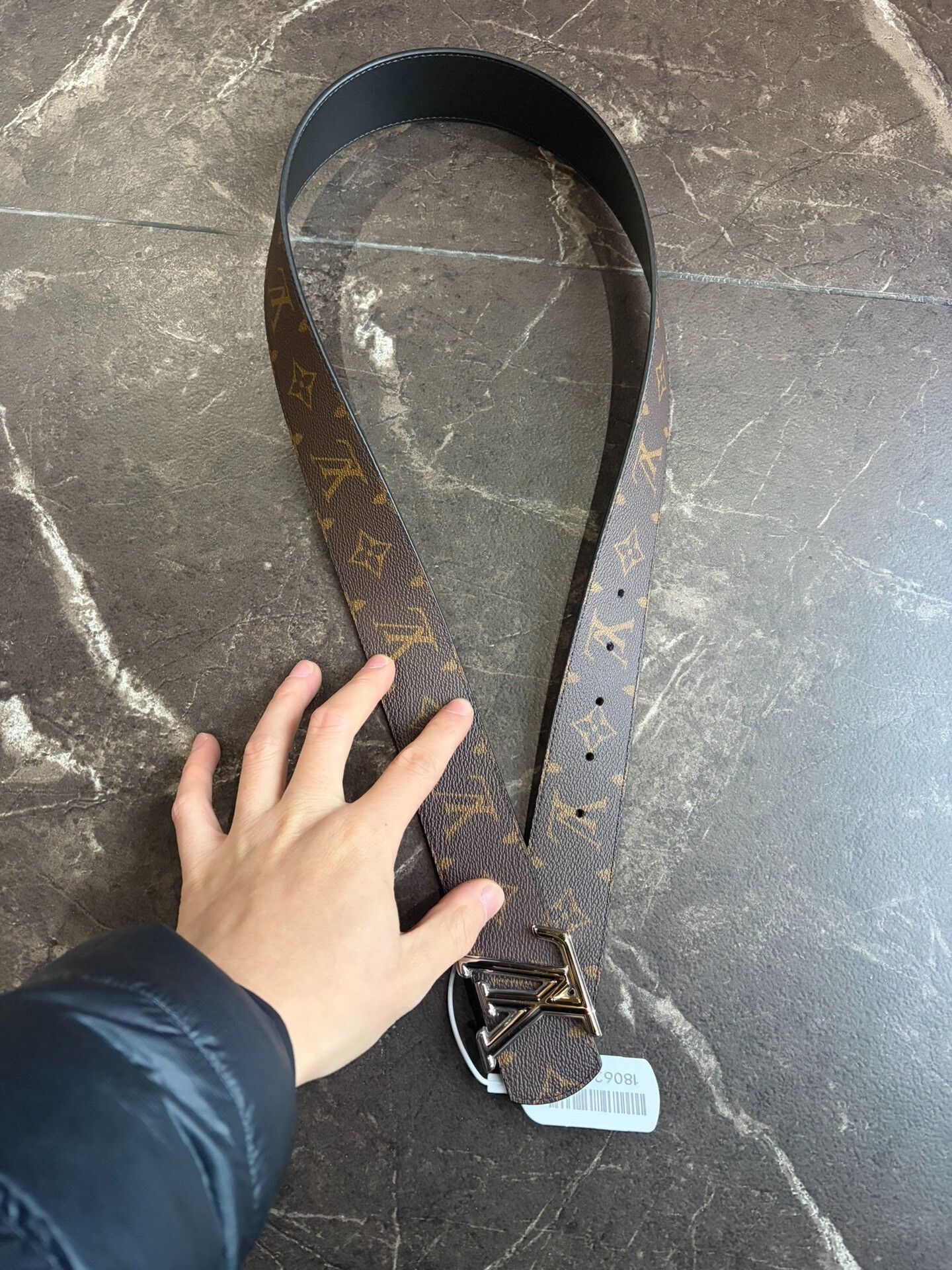 Louis Vuitton Louis Vuitton Men's Monogram Belt Size ONE SIZE - 2 Thumbnail