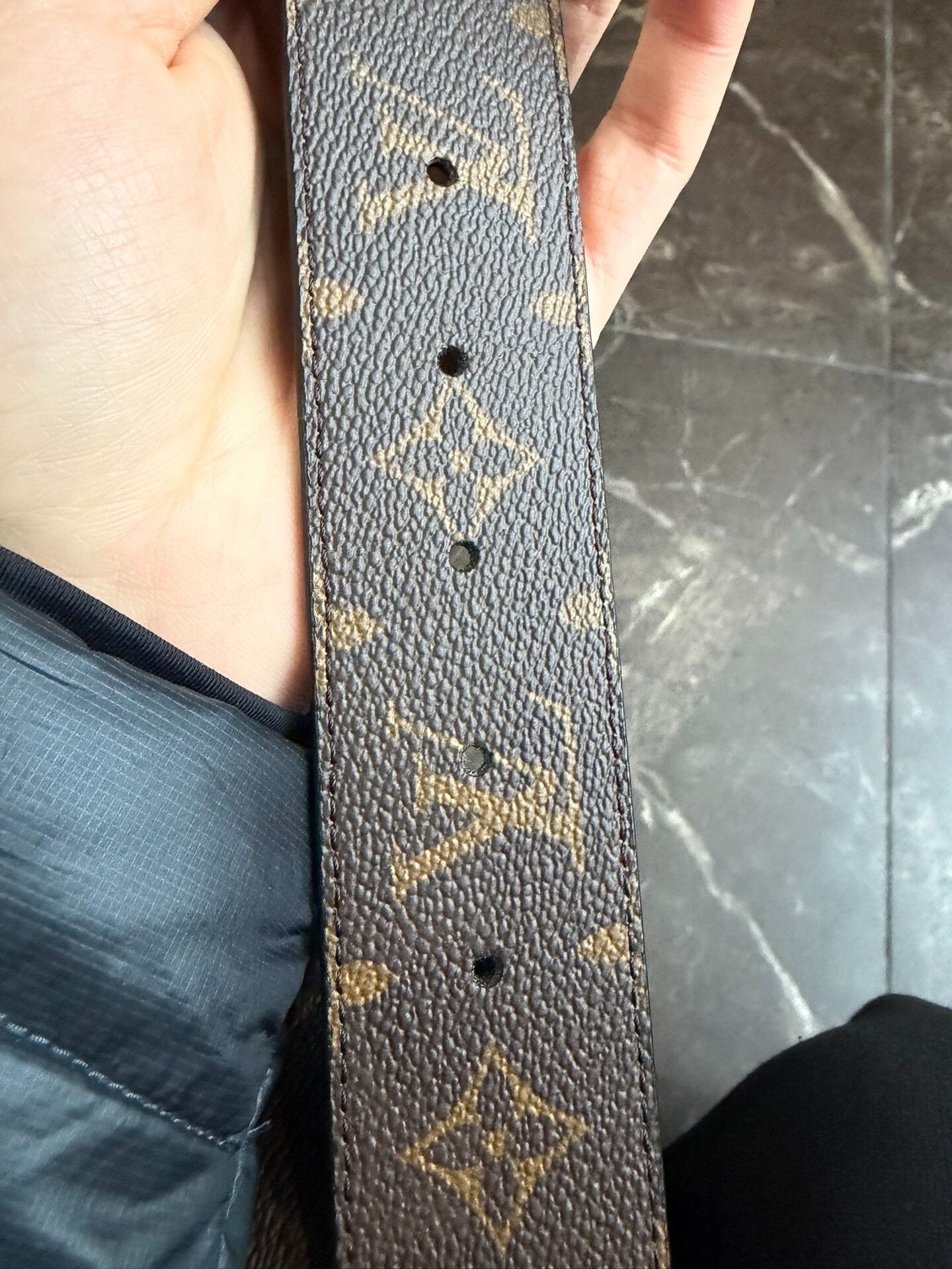 Louis Vuitton Louis Vuitton Men's Monogram Belt Size ONE SIZE - 4 Thumbnail