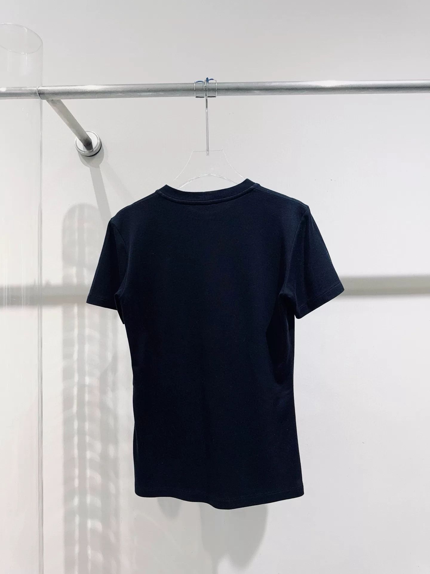 Louis Vuitton Louis Vuitton Short Sleeve Top Size XS / US 0-2 / IT 36-38 - 2 Thumbnail