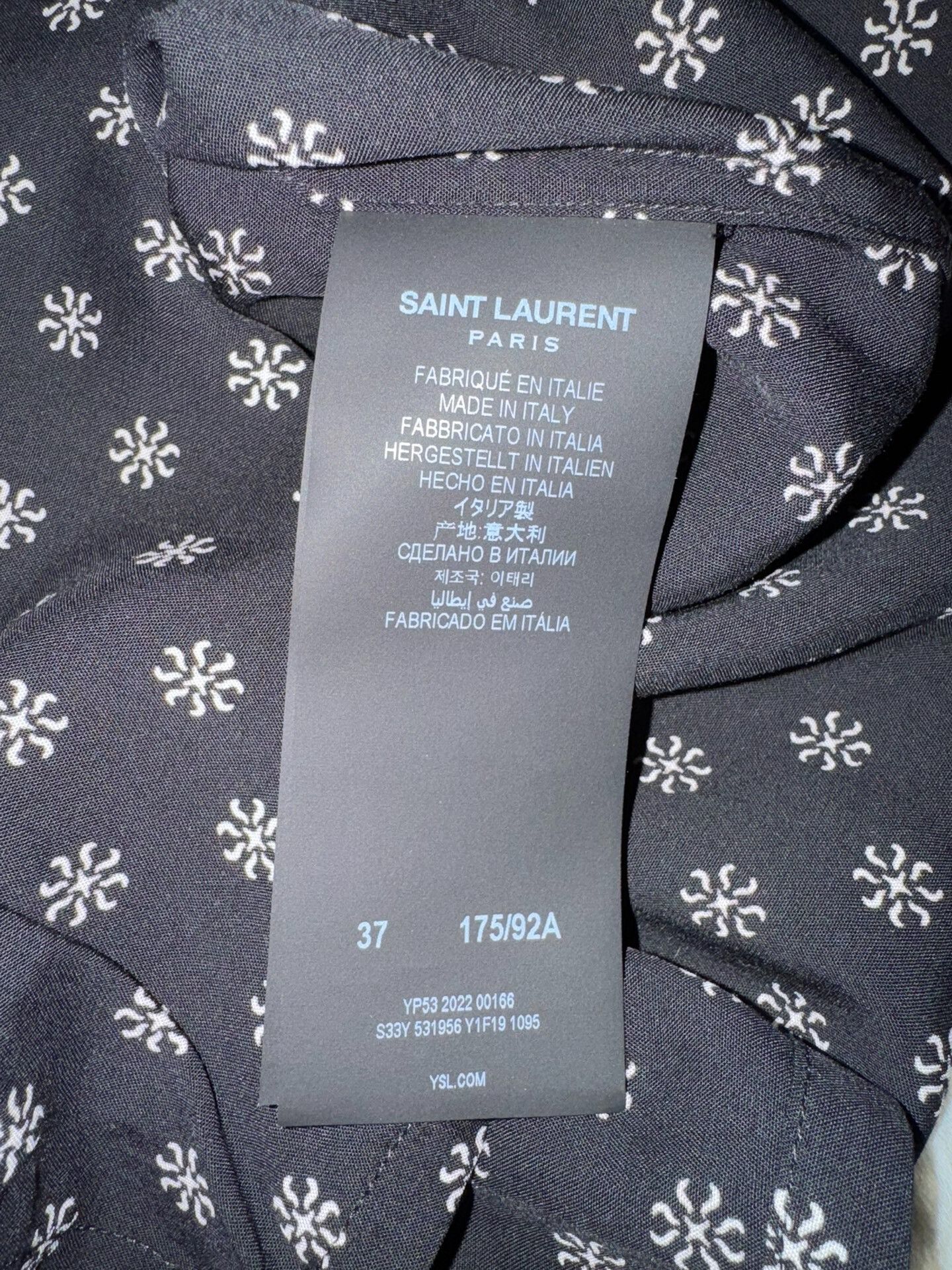 Saint Laurent Paris Saint Laurent Snowflake Shark Collar Shirt Size US S / EU 44-46 / 1 - 5 Thumbnail